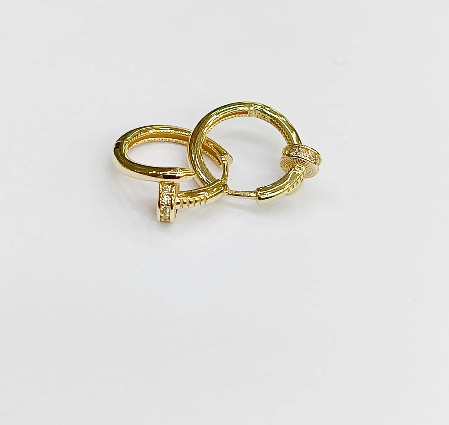 Favori Marka İtalyan Model Küpe