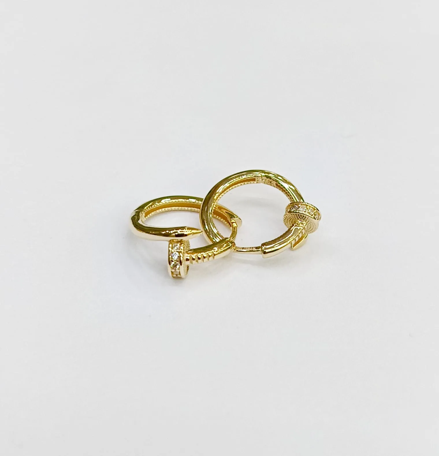 Favori Marka İtalyan Model Küpe