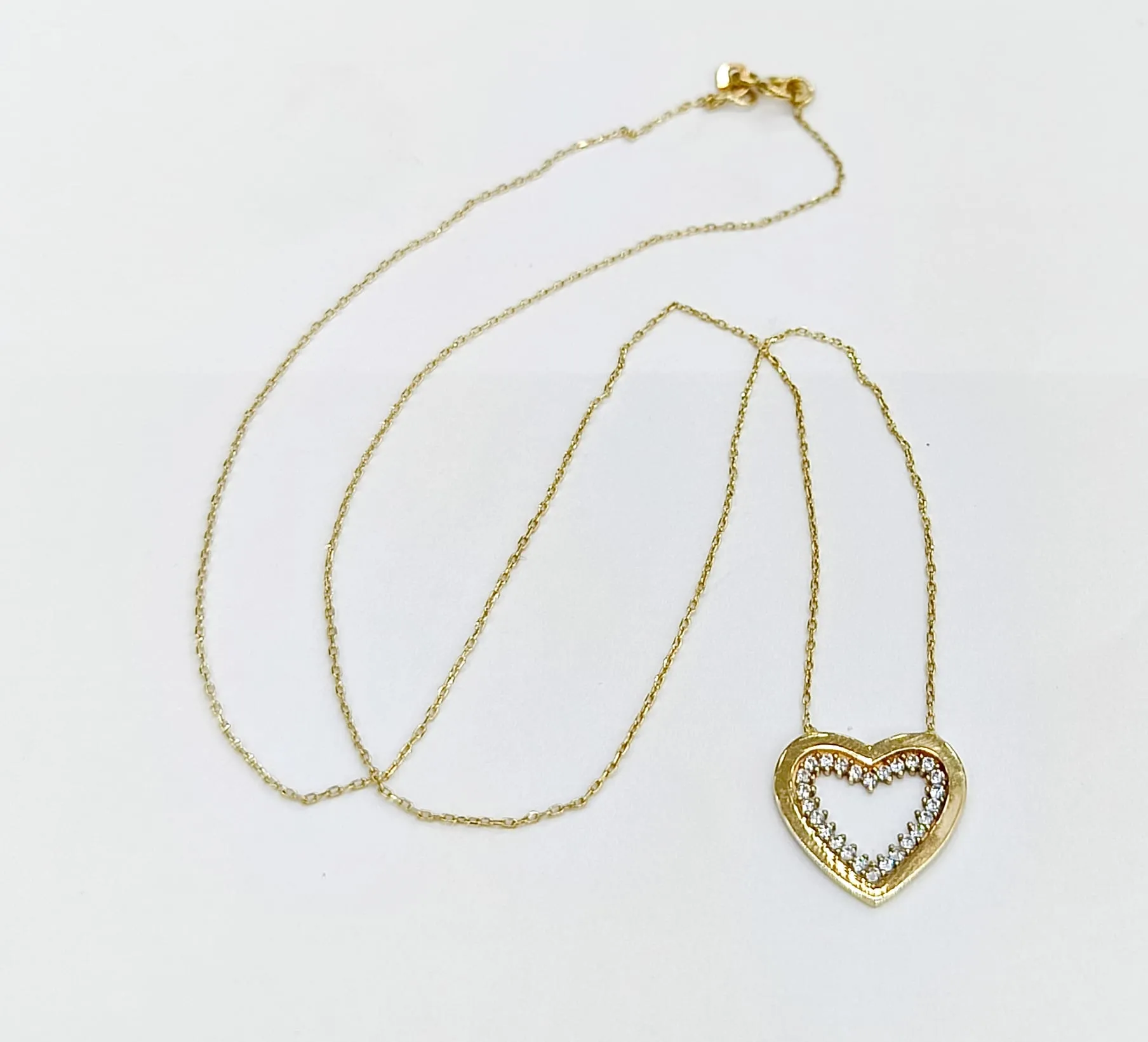 Favori Marka Kalpli Model Kolye