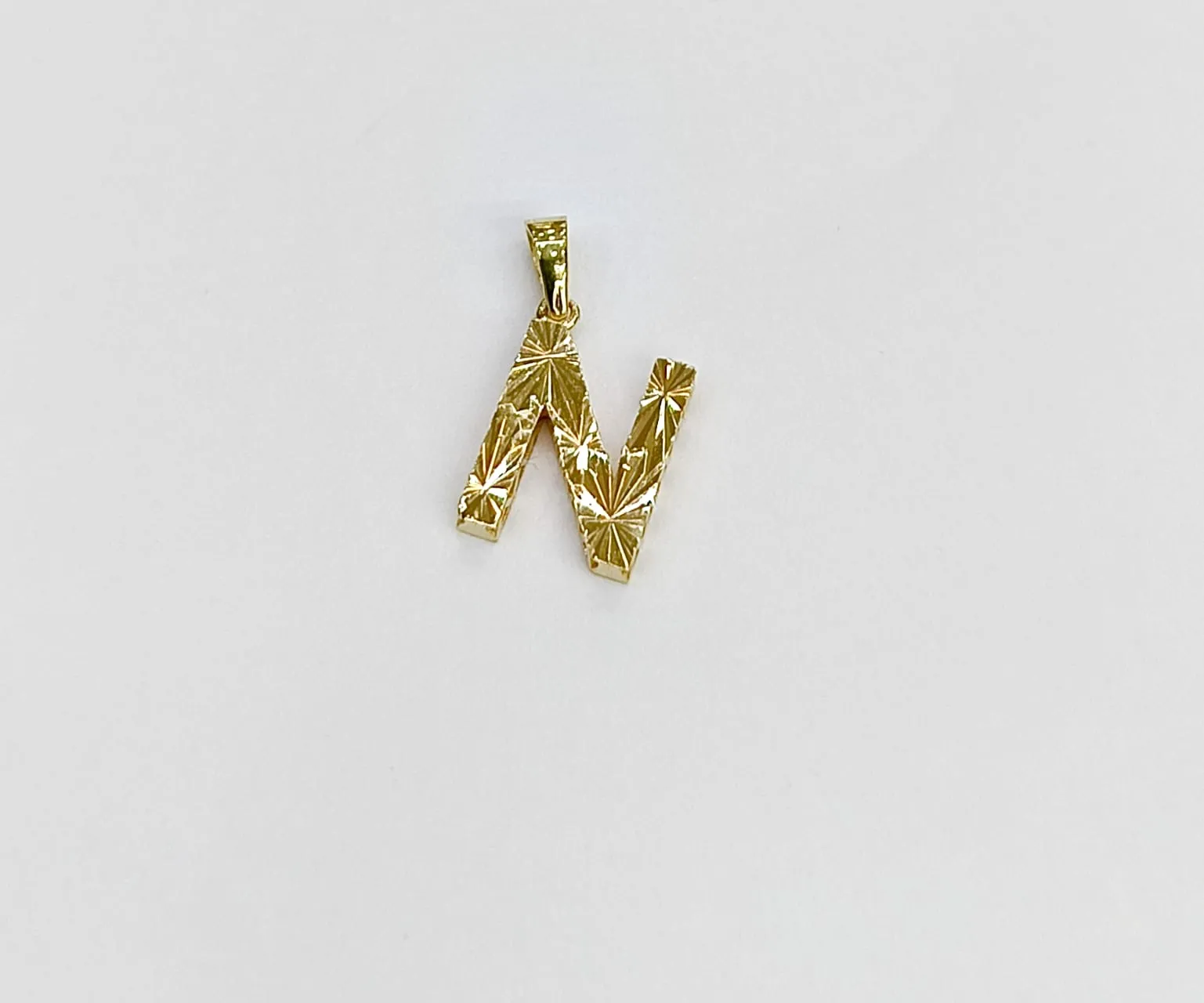 Favori Marka N Harfi Uç