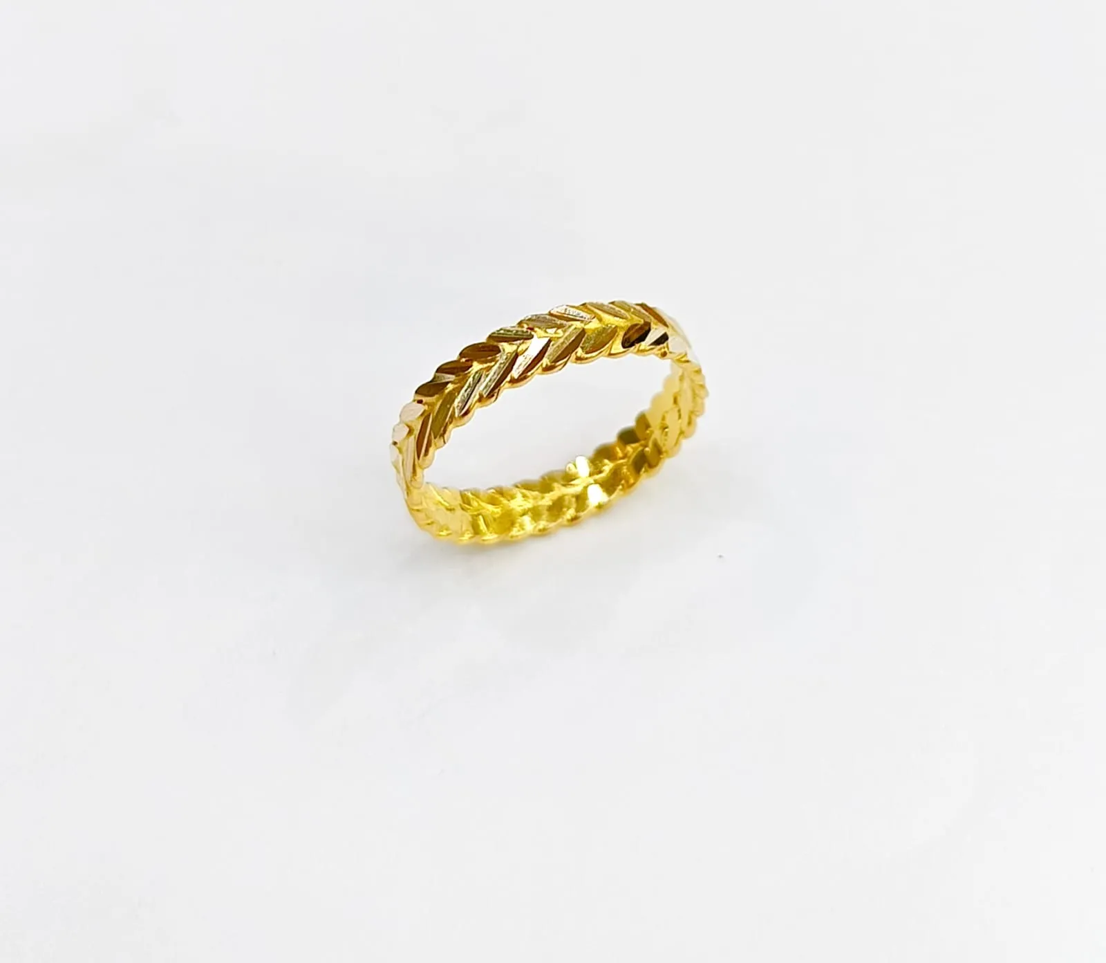 Favori Marka Başak Model Yüzük