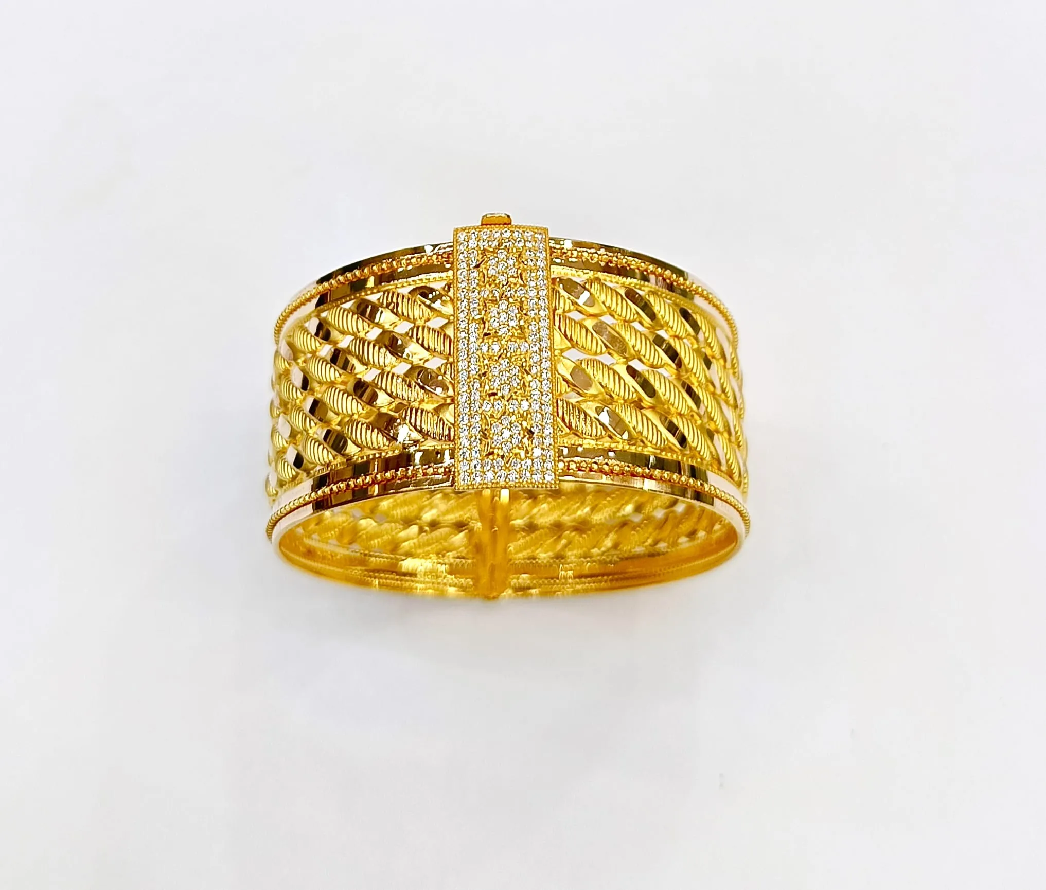 Favori Marka Taşlı Hasır Kelepçe