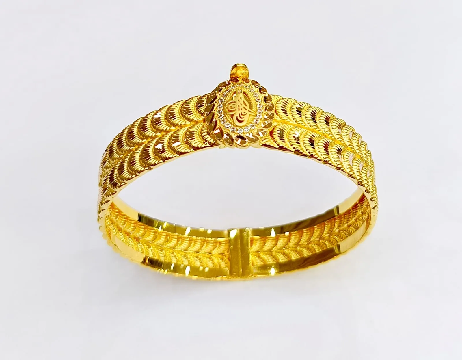 Favori Marka Tuğralı Sarı Kelepçe