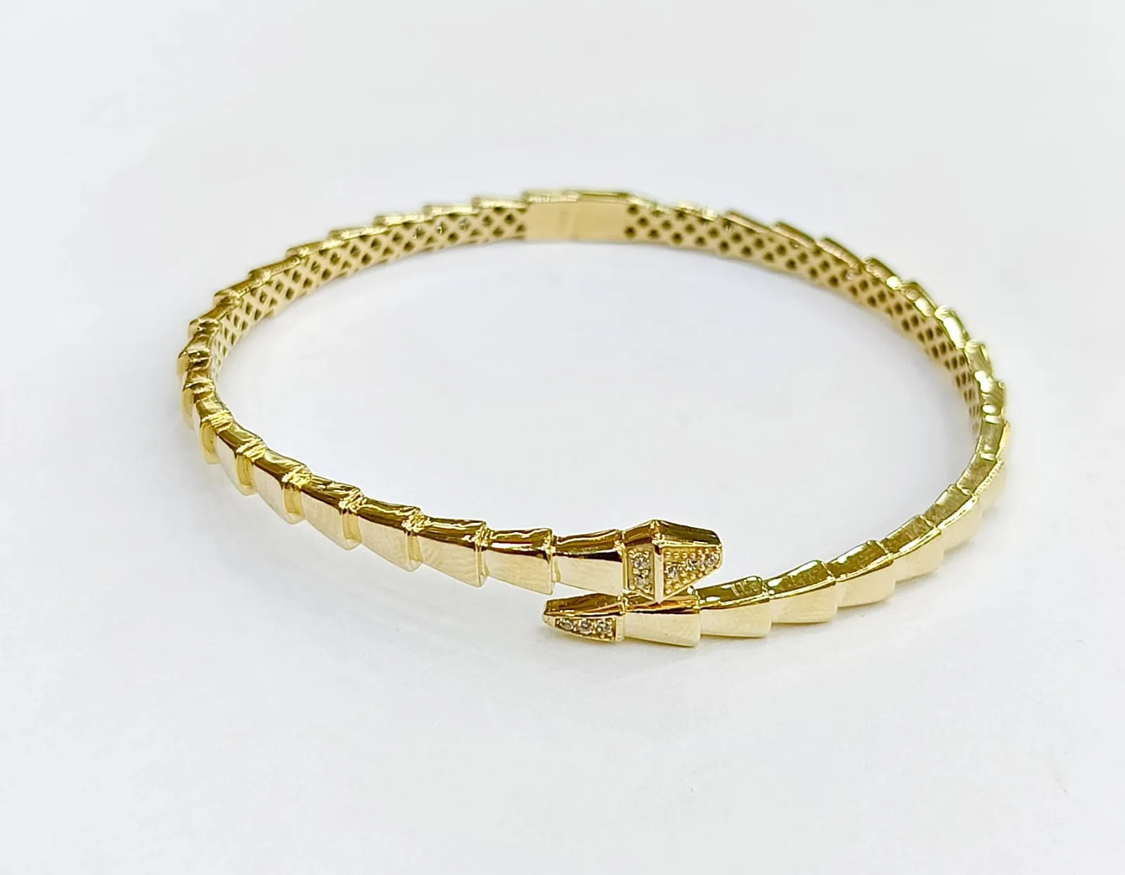 Favori Marka İtalyan Model Kelepçe 