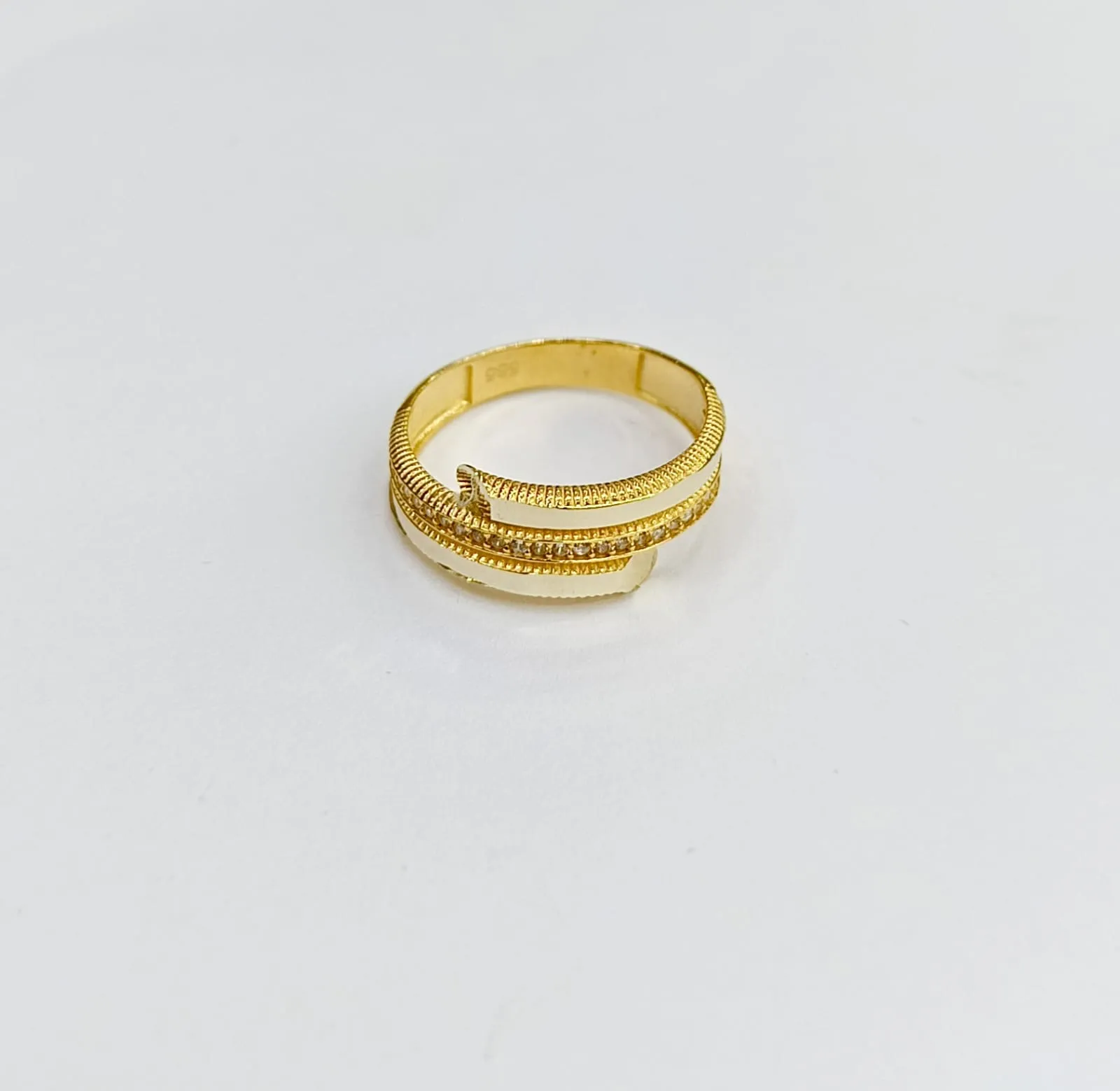 Favori Marka İtalyan Model Yüzük