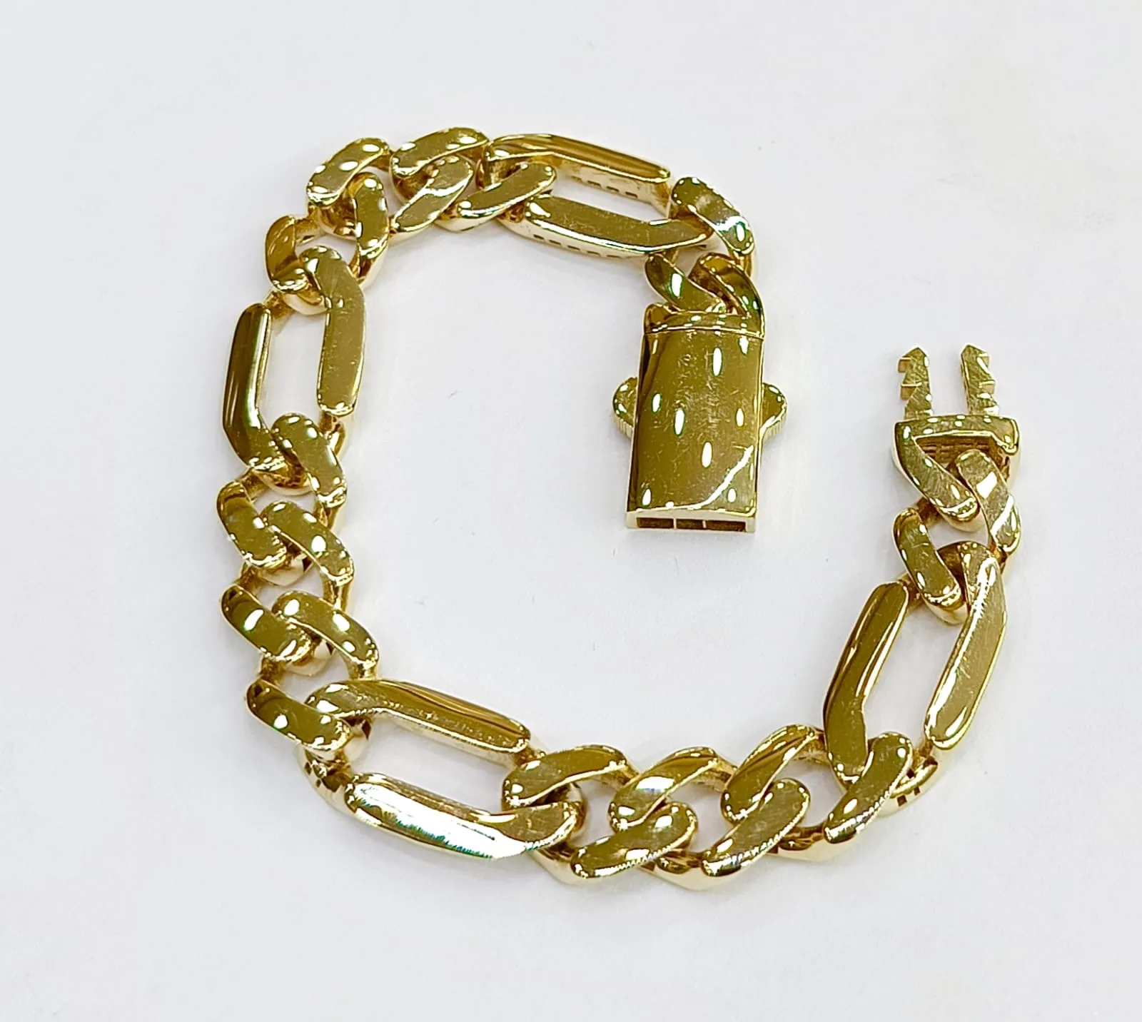 Favori Marka Gurmet Model Bileklik 