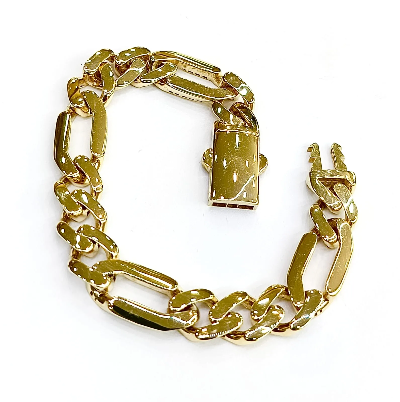 Favori Marka Gurmet Model Bileklik 