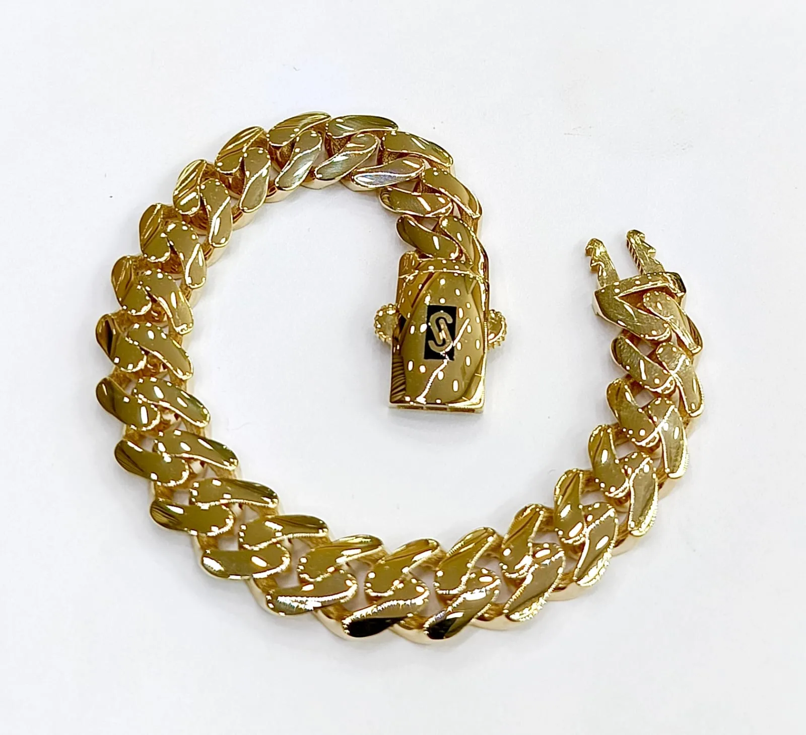 Favori Marka Gurmet Model Bileklik 