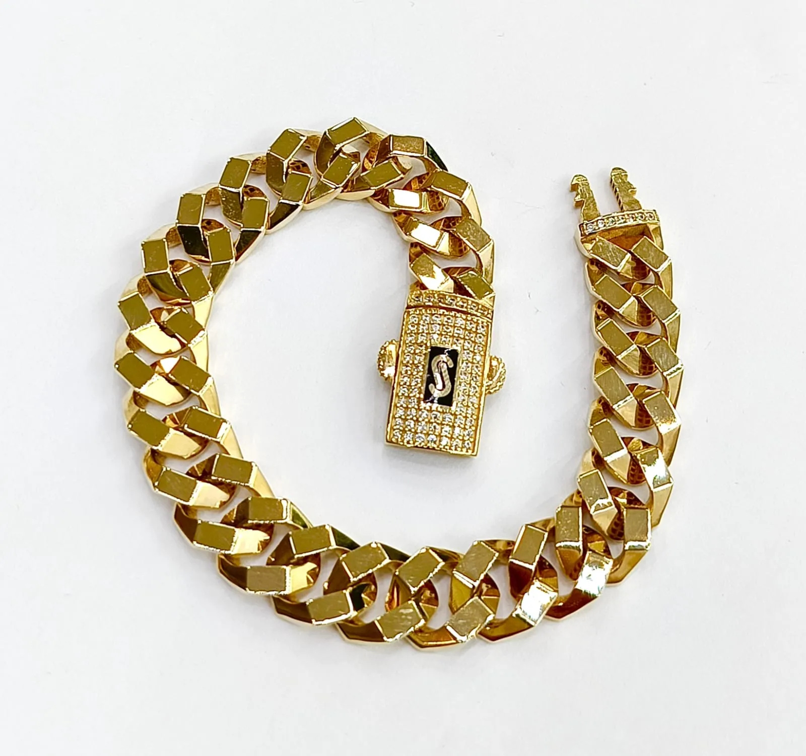 Favori Marka Gurmet Model Taşlı Bileklik