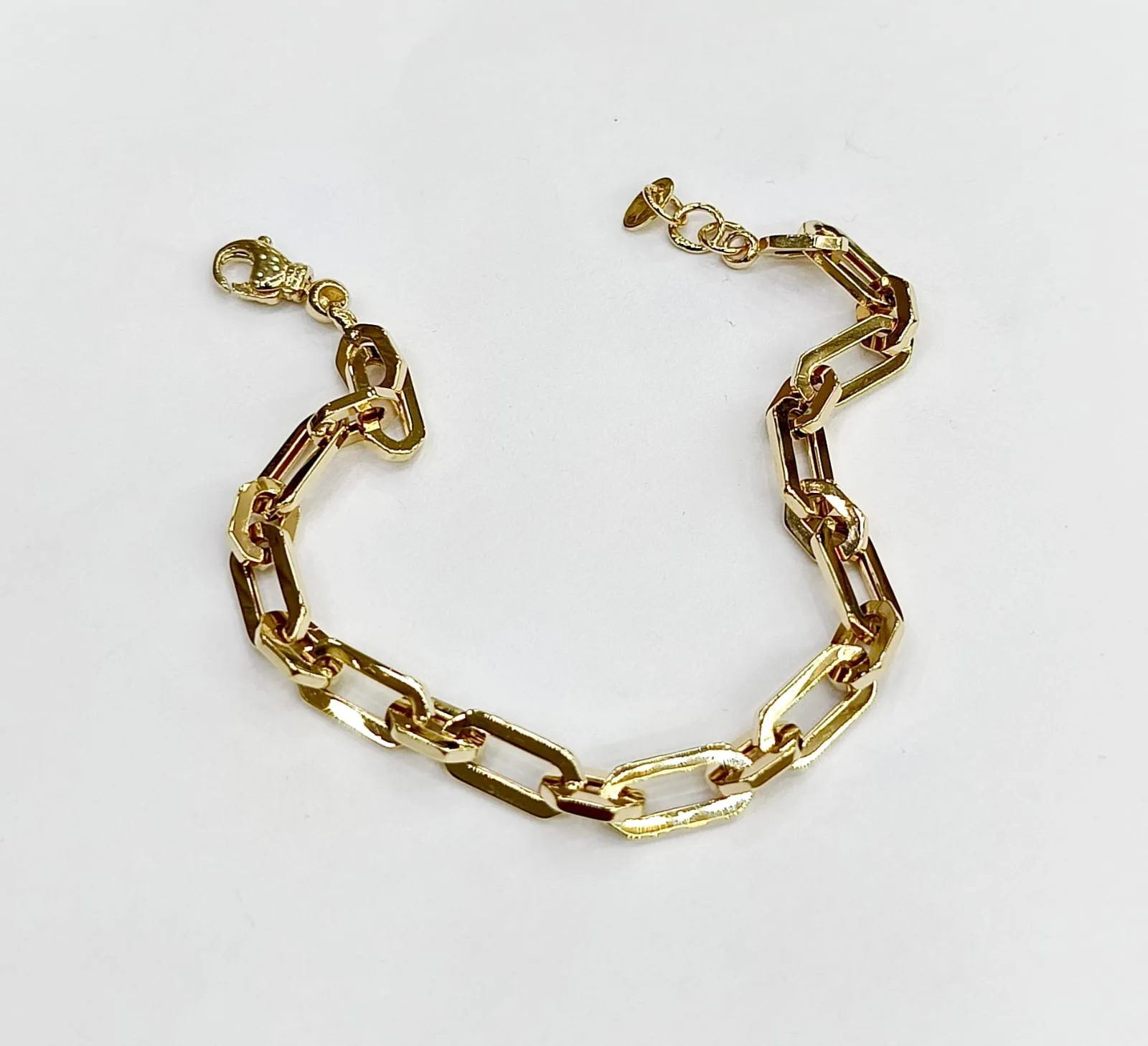 Favori Marka Ataç Model Bileklik 