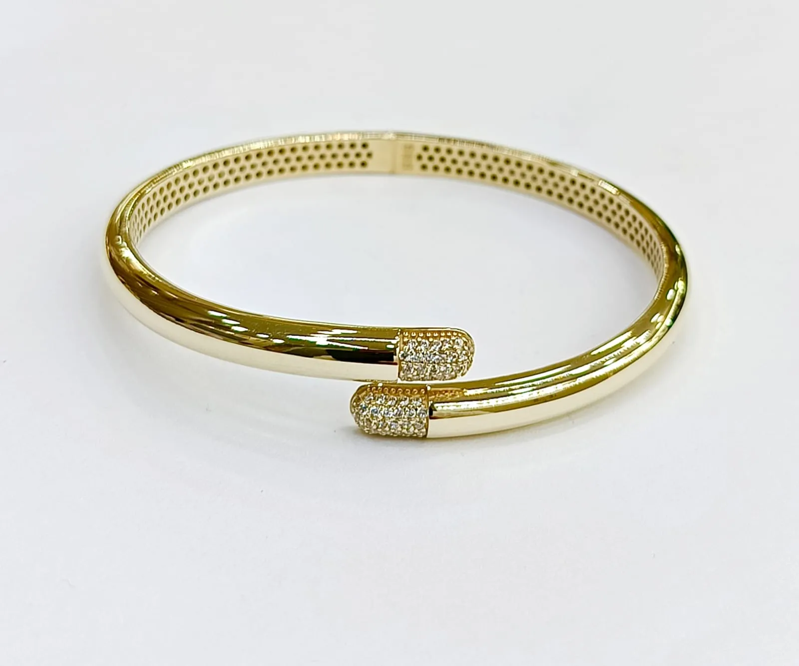 Favori Marka İtalyan Model Kelepçe 