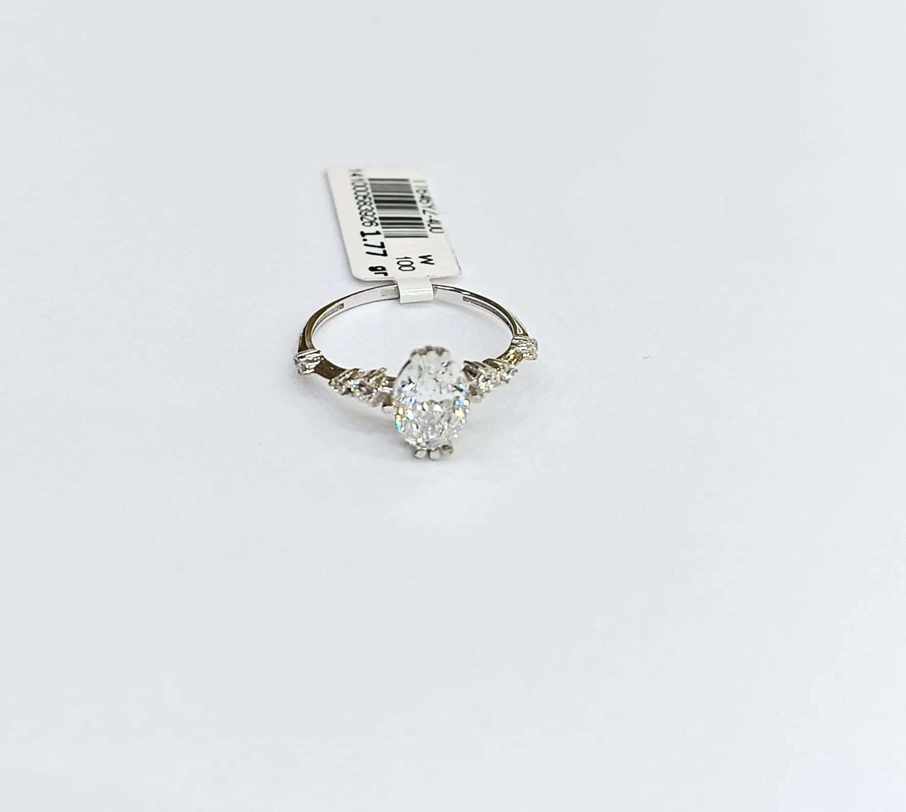 Favori Marka Oval Kesim Yüzük