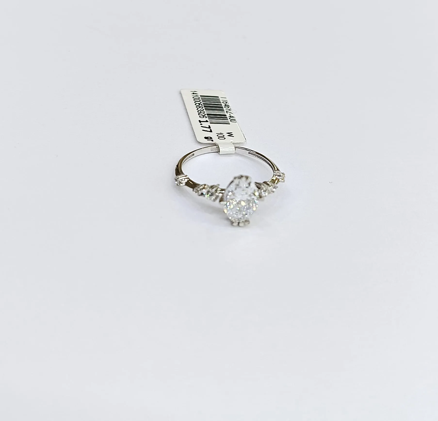 Favori Marka Oval Kesim Yüzük