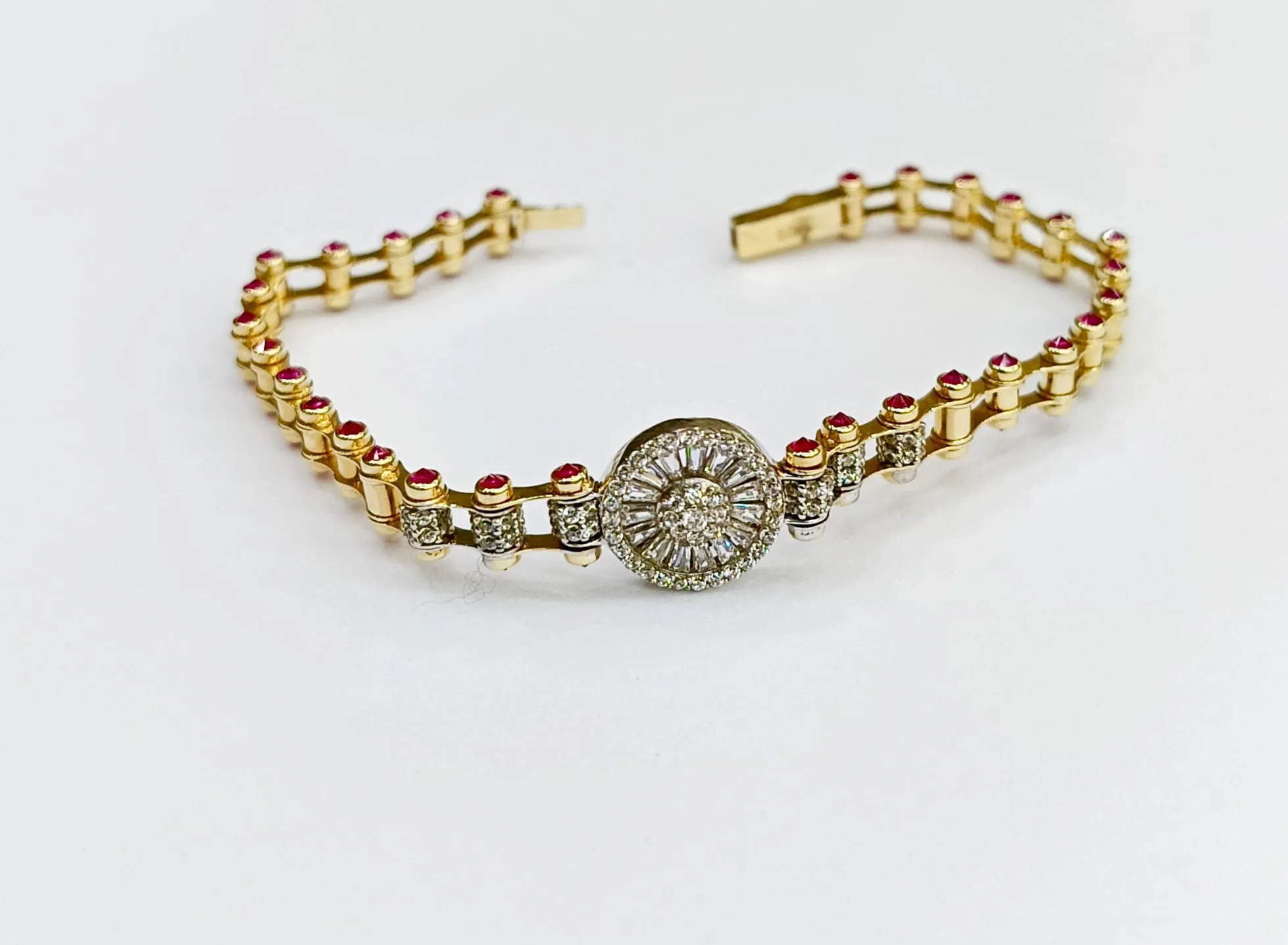 Favori Marka İtalyan Model Bileklik 