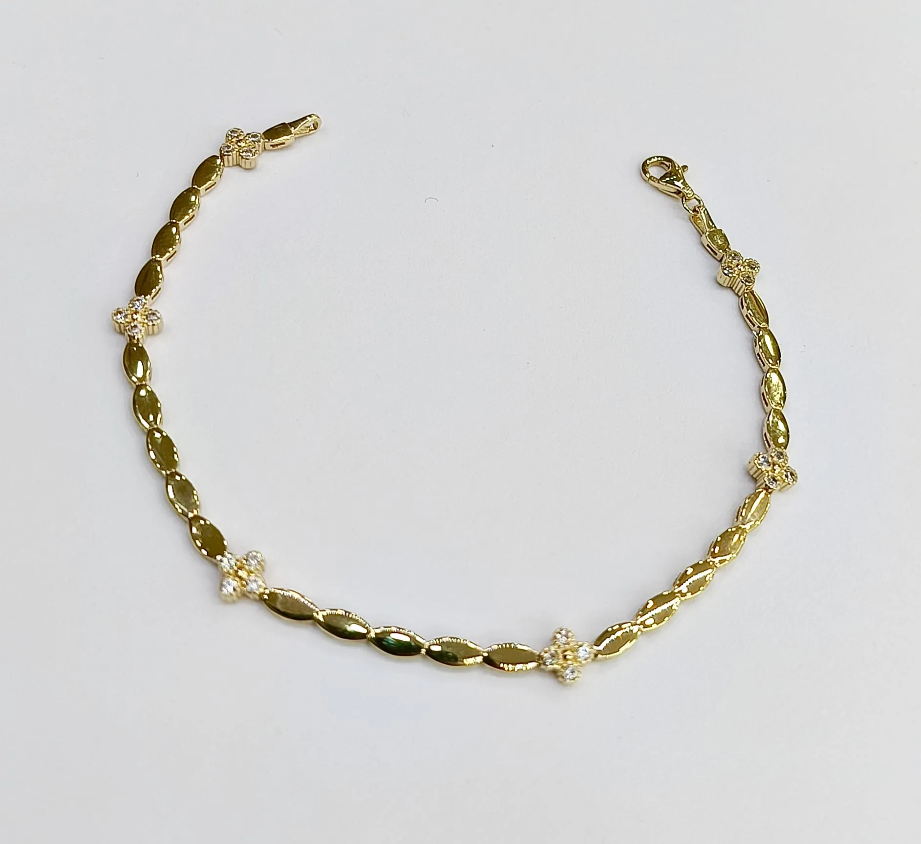 Favori Marka Papatyalı Bileklik