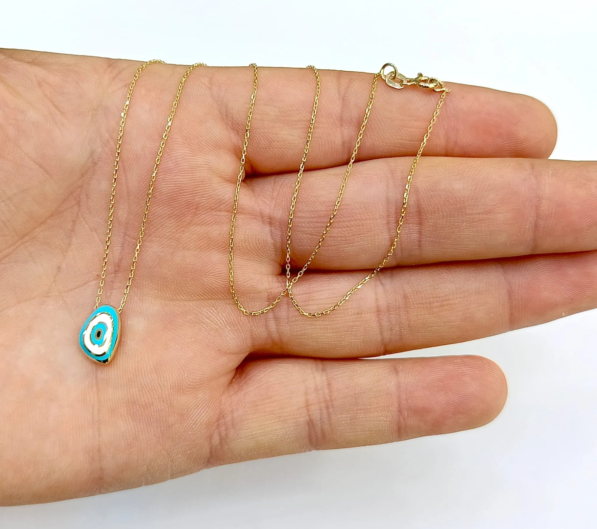 Favori Marka Mineli Model Kolye