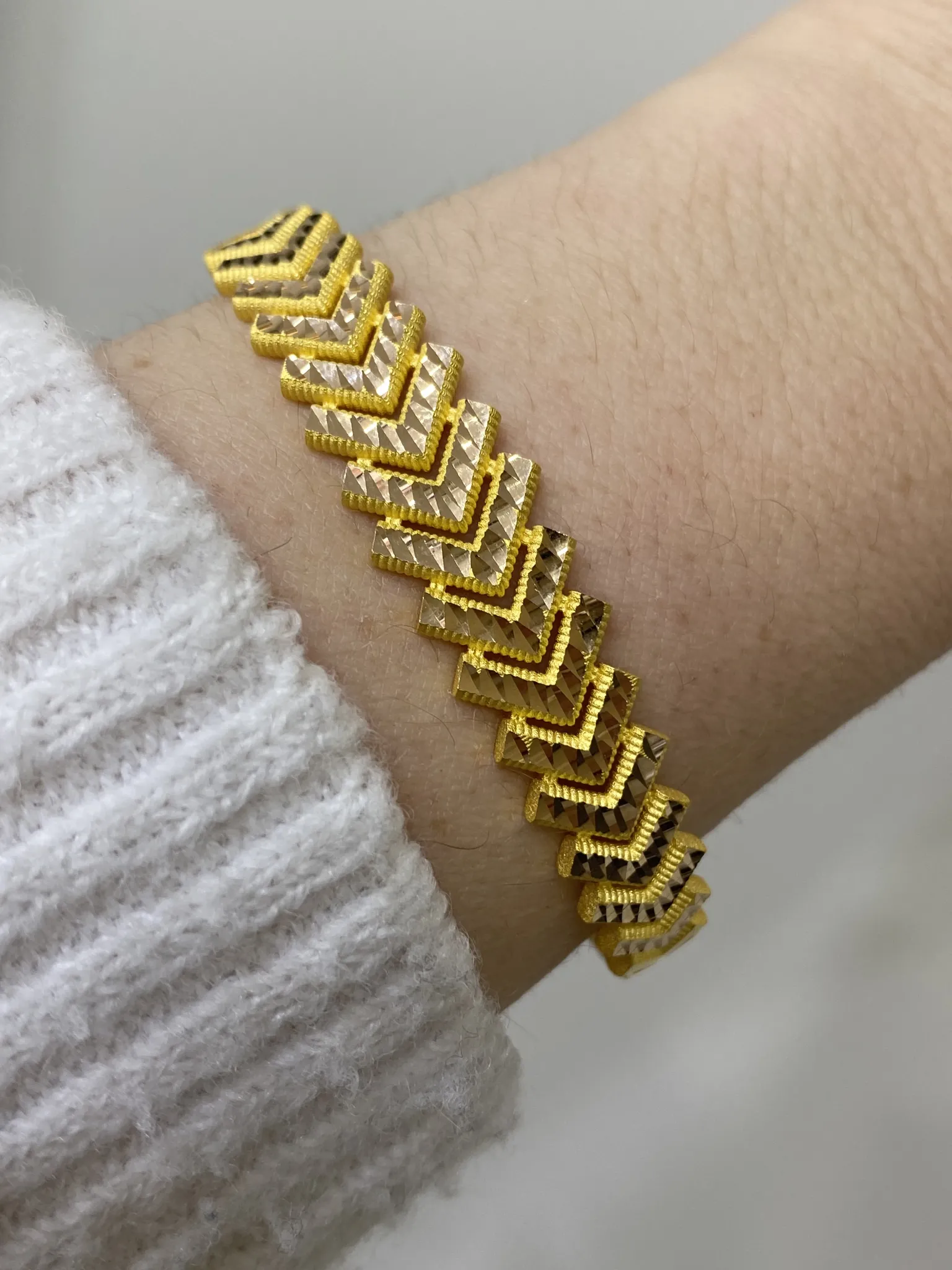 Favori Marka Başak Model Kelepçe