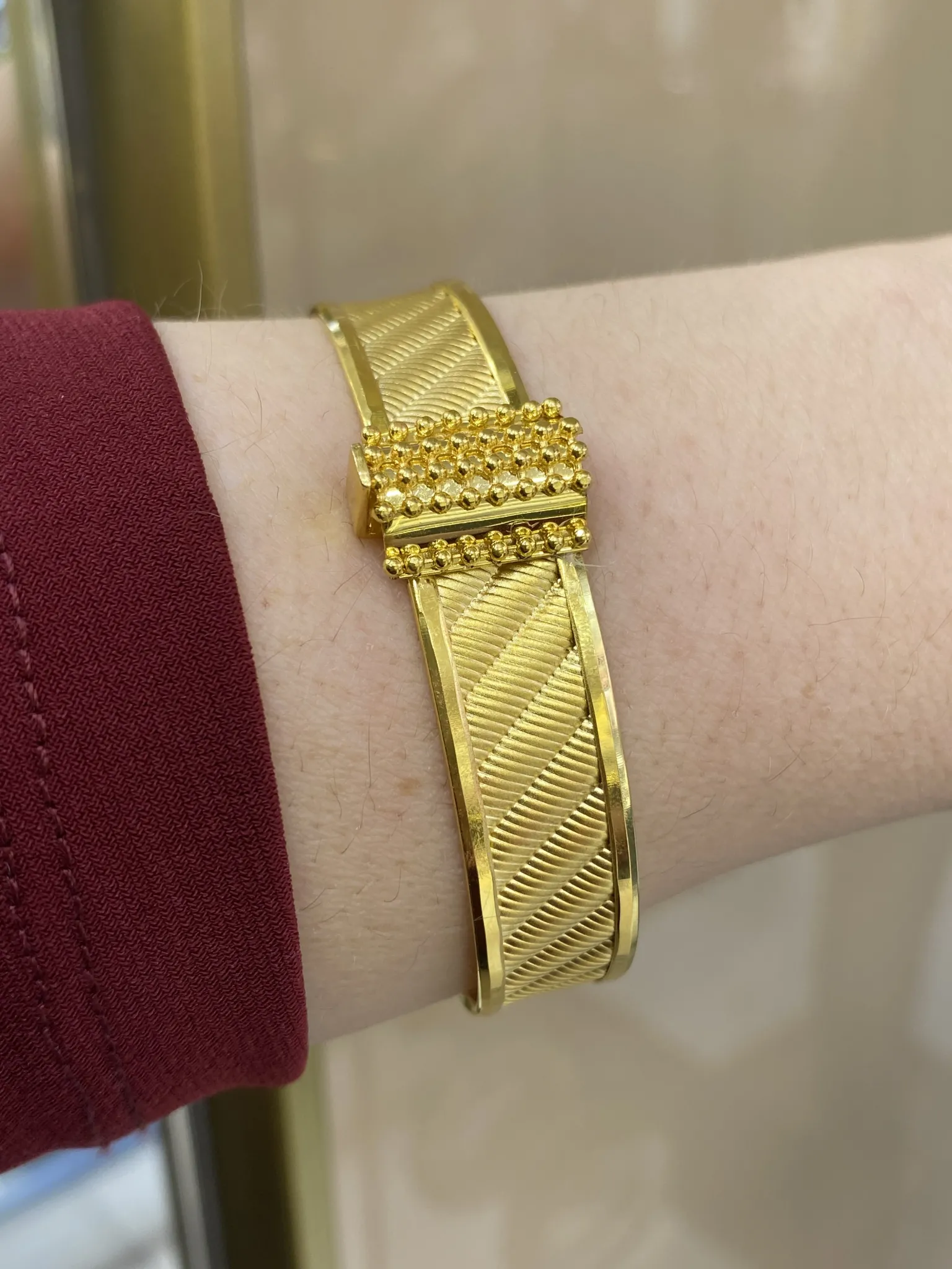 Favori Marka Dorikalı Model Kelepçe