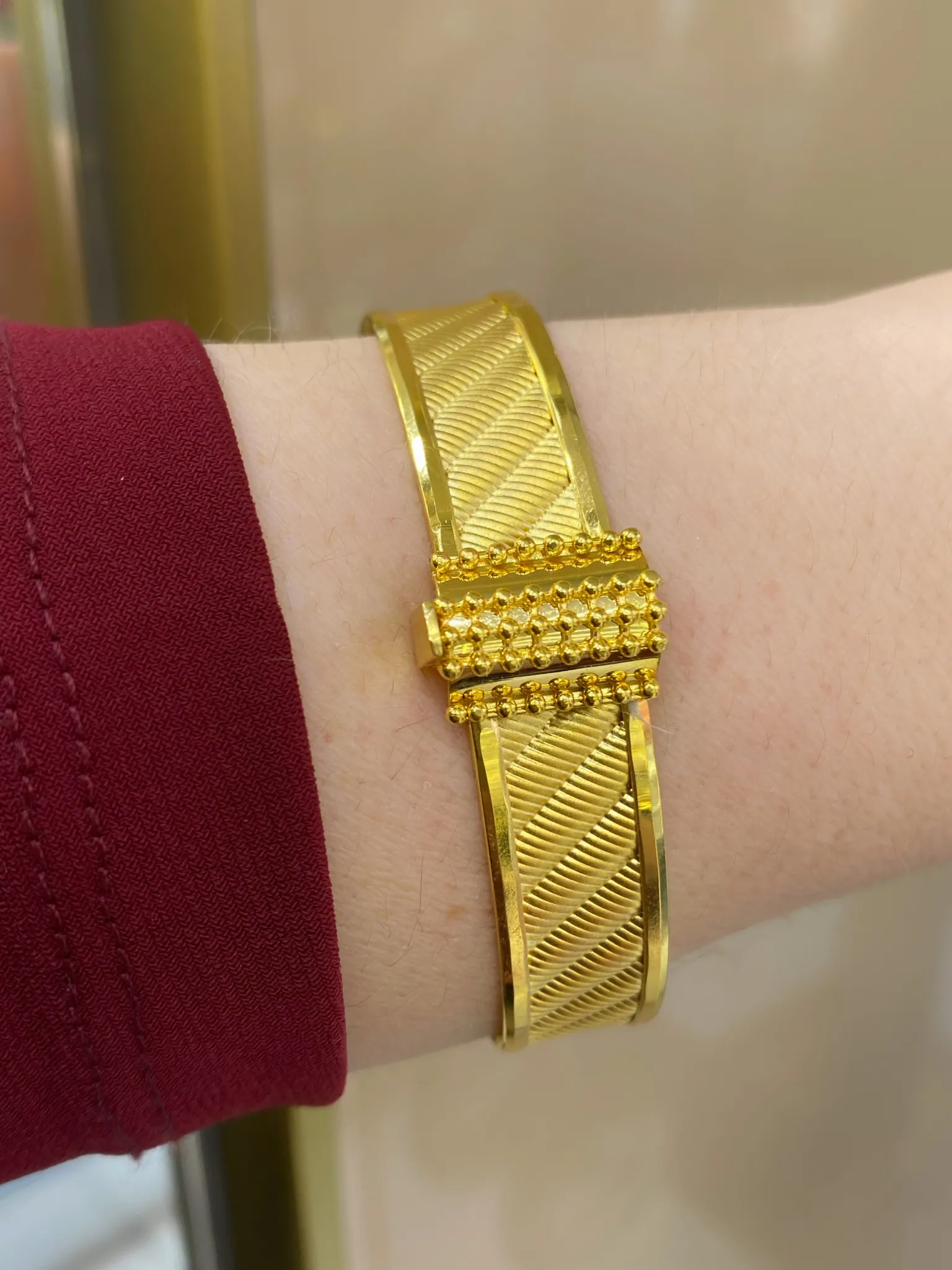 Favori Marka Dorikalı Model Kelepçe