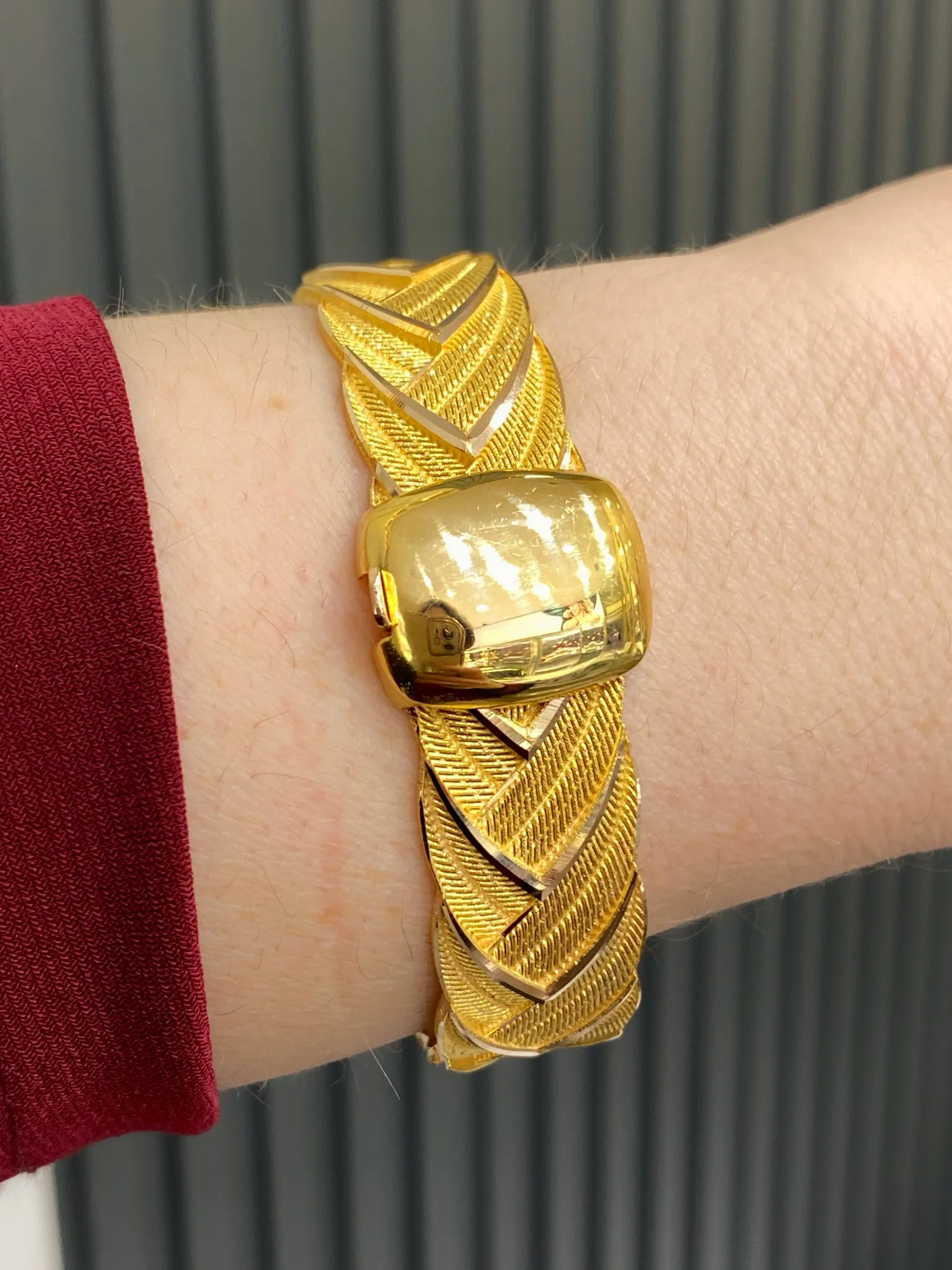 Favori Marka Desenli Kelepçe