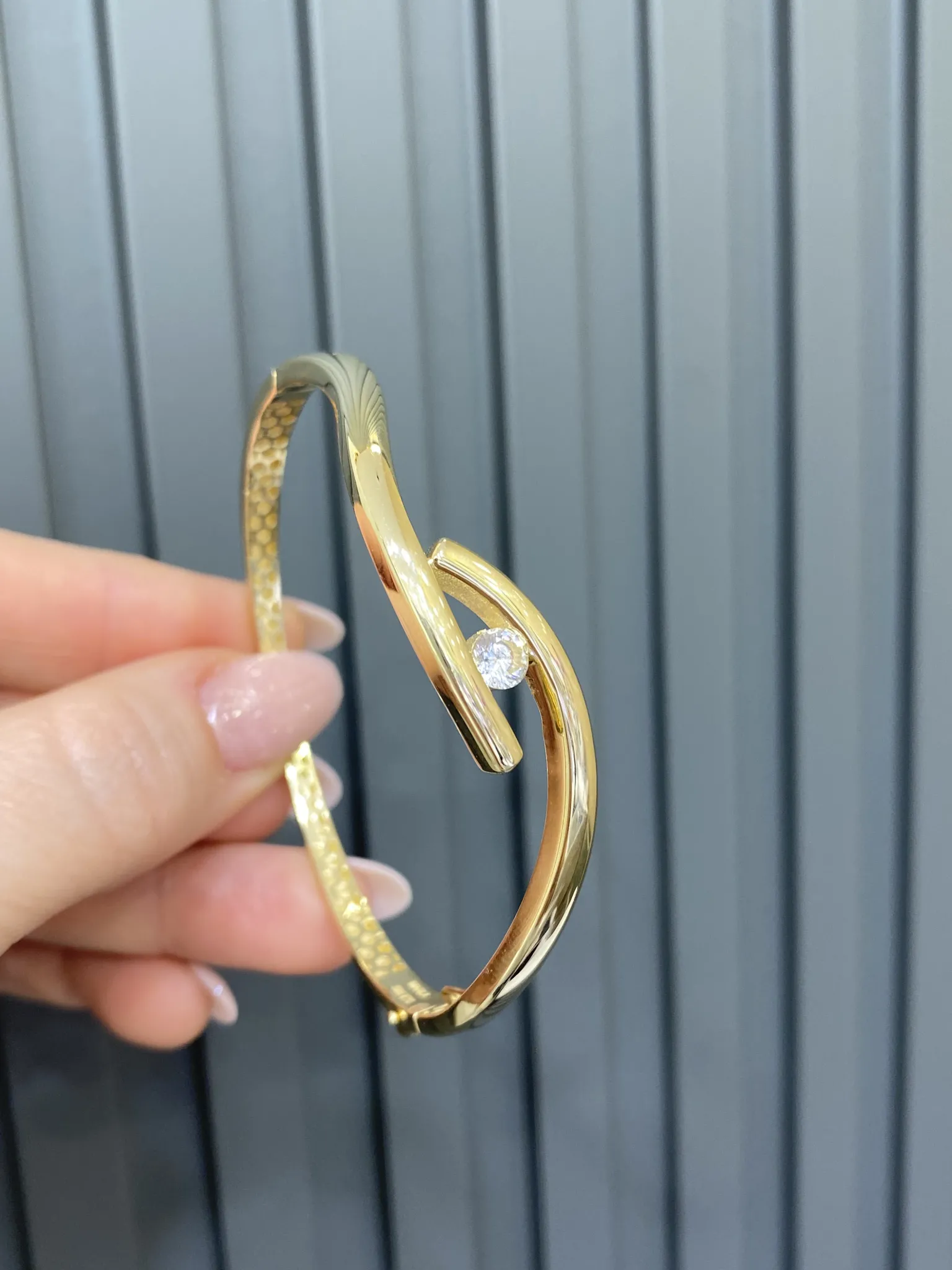 Favori Marka İtalyan Model Kelepçe