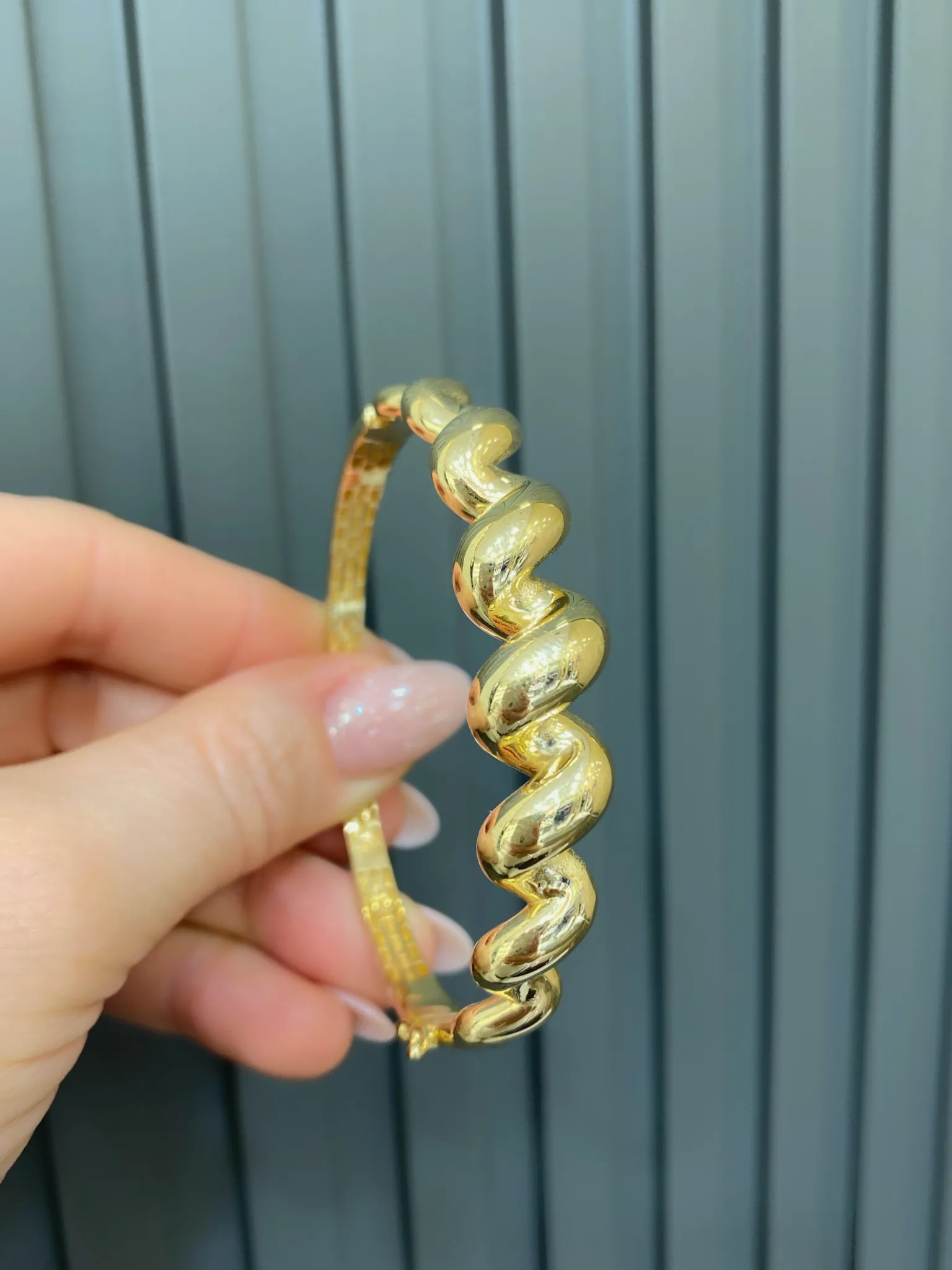 Favori Marka İtalyan Model Kelepçe 