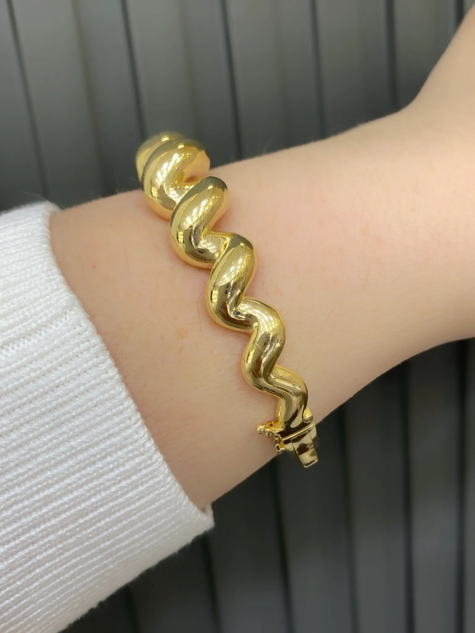 Favori Marka İtalyan Model Kelepçe 