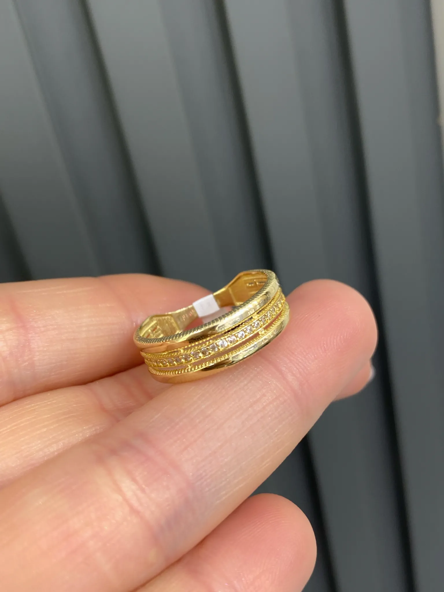 Favori Marka İtalyan Model Yüzük 