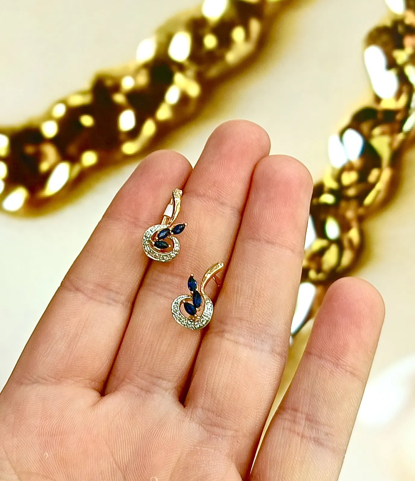 Vintage Tasarım Safir ve Pırlanta Taşlı Küpe