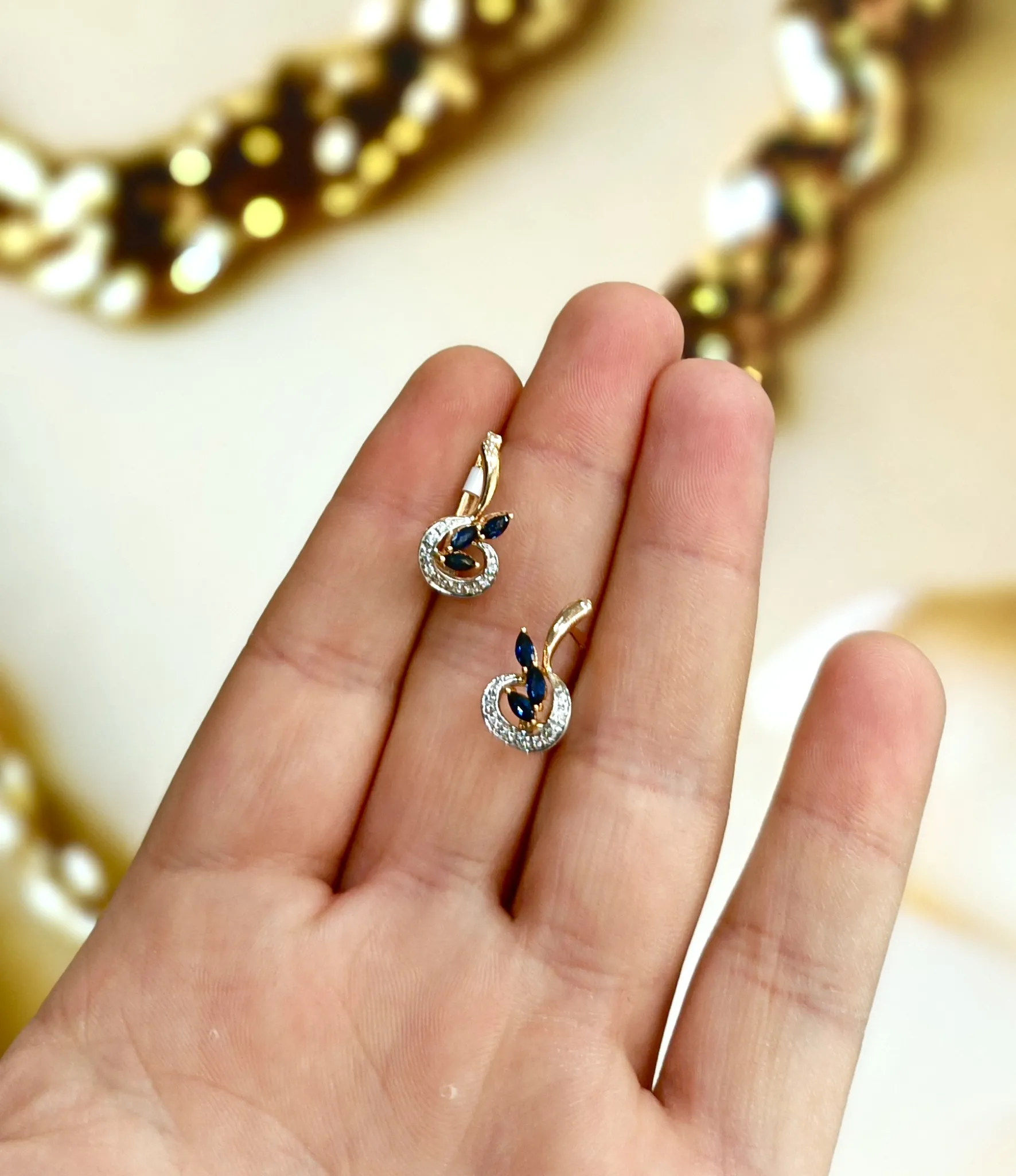 Vintage Tasarım Safir ve Pırlanta Taşlı Küpe