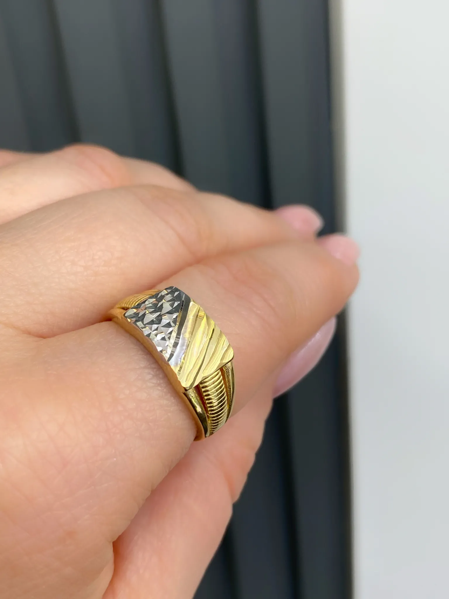 Favori Marka Fantezi Model Yüzük 17 NO