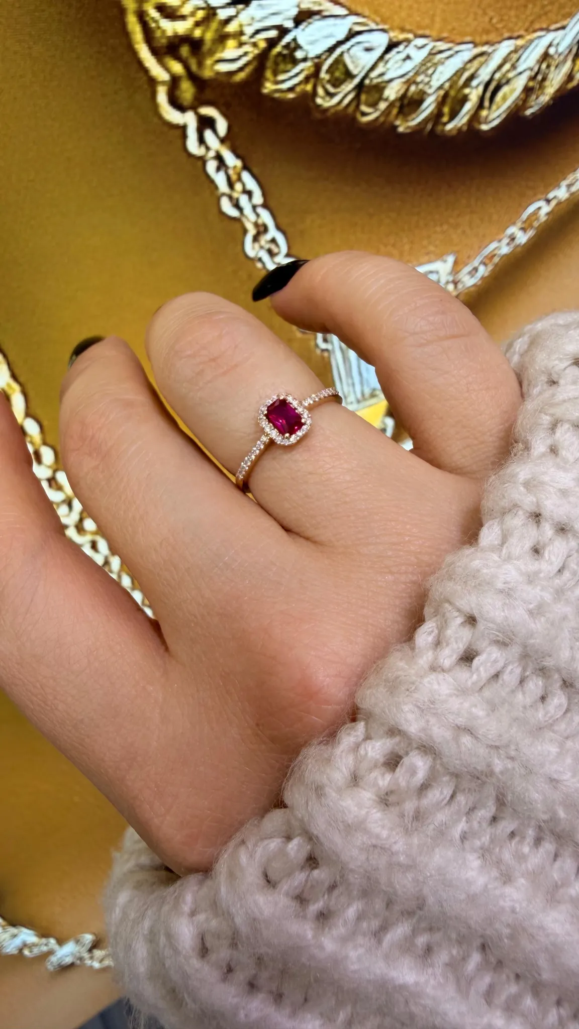 Vintage Tasarım Yakut ve Pırlanta Taşlı Yüzük