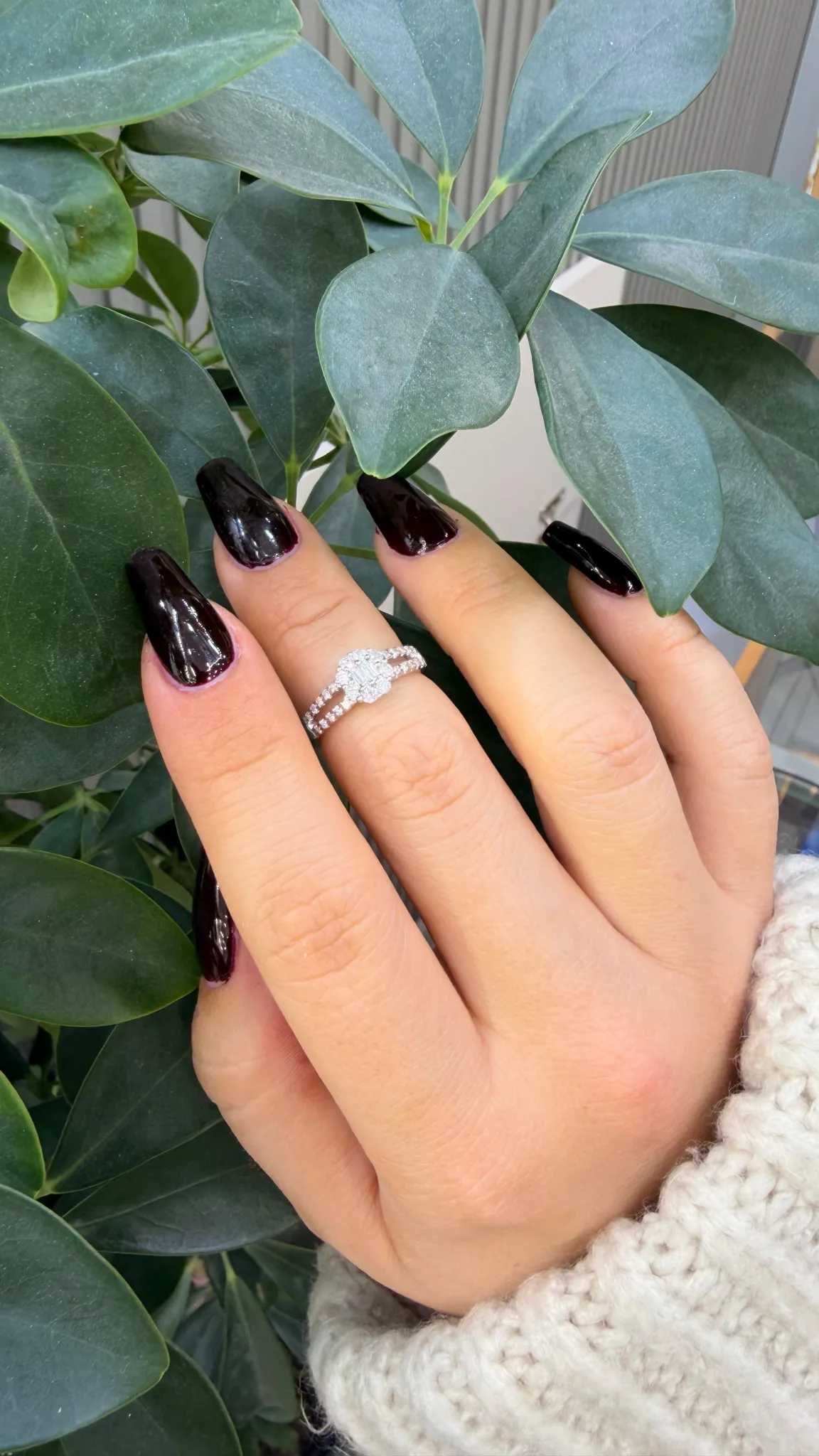 Pırlanta Taşlı Coronet Modeli Çift Sıra Yüzük