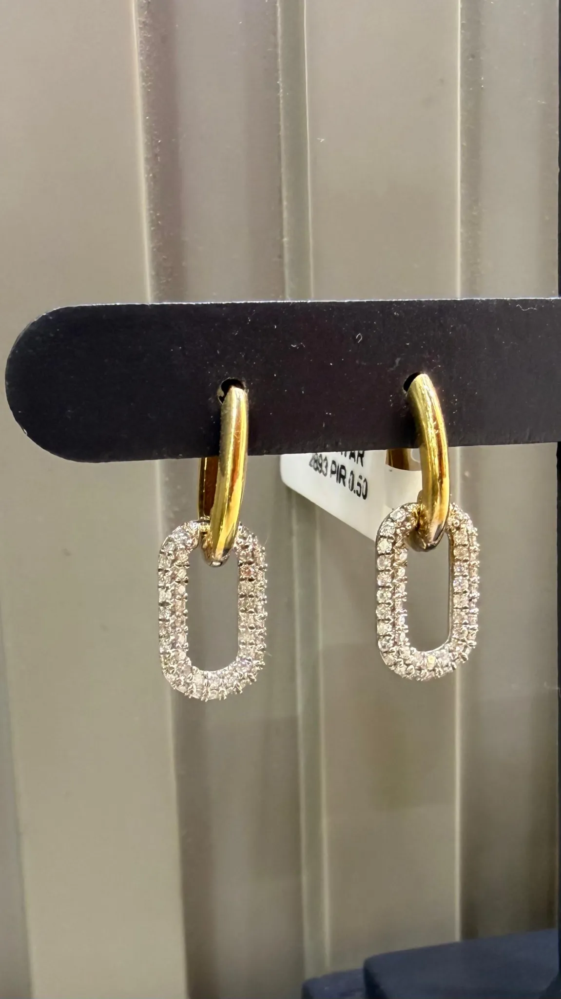 Pırlanta İtalyan Model Küpe