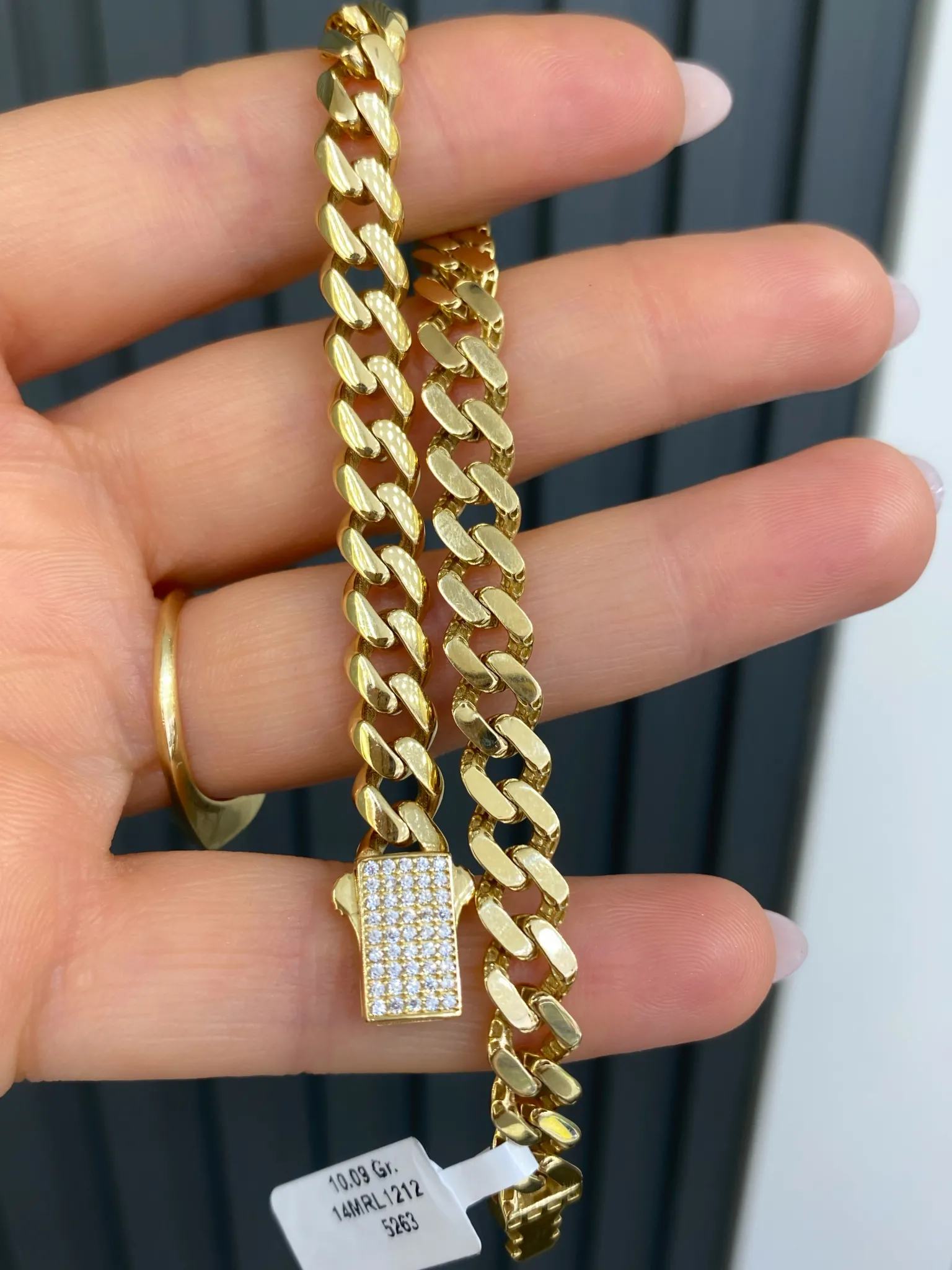 Favori Marka Gurmet Model Bileklik 