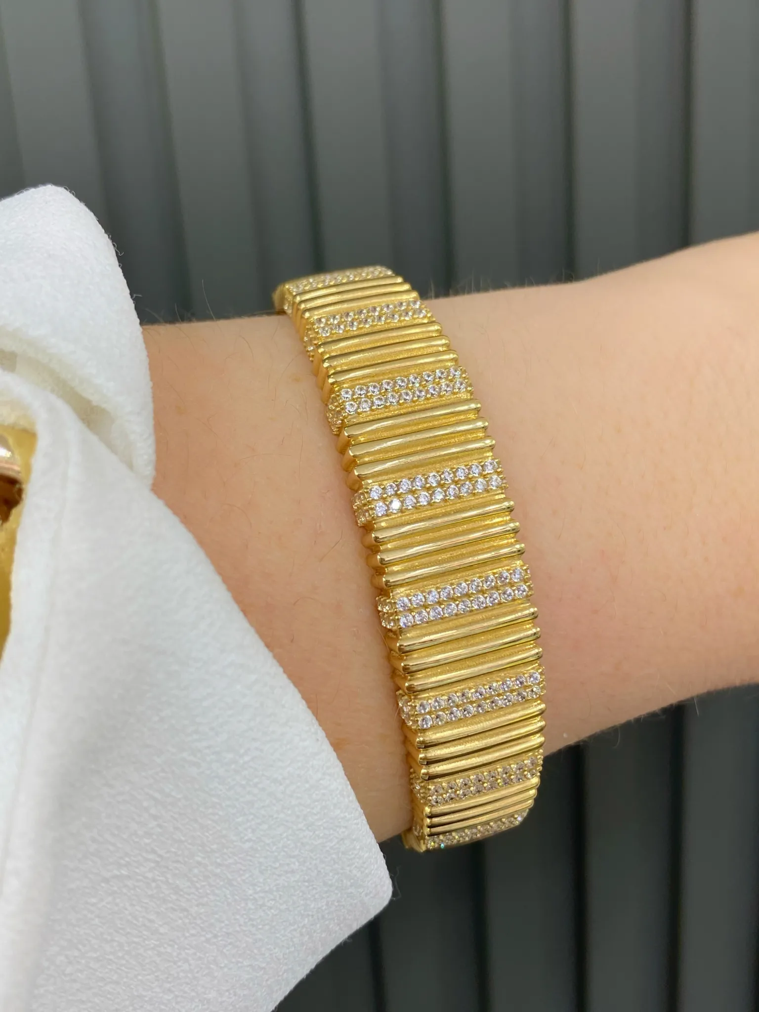 Favori Marka İtalyan Model Kelepçe 