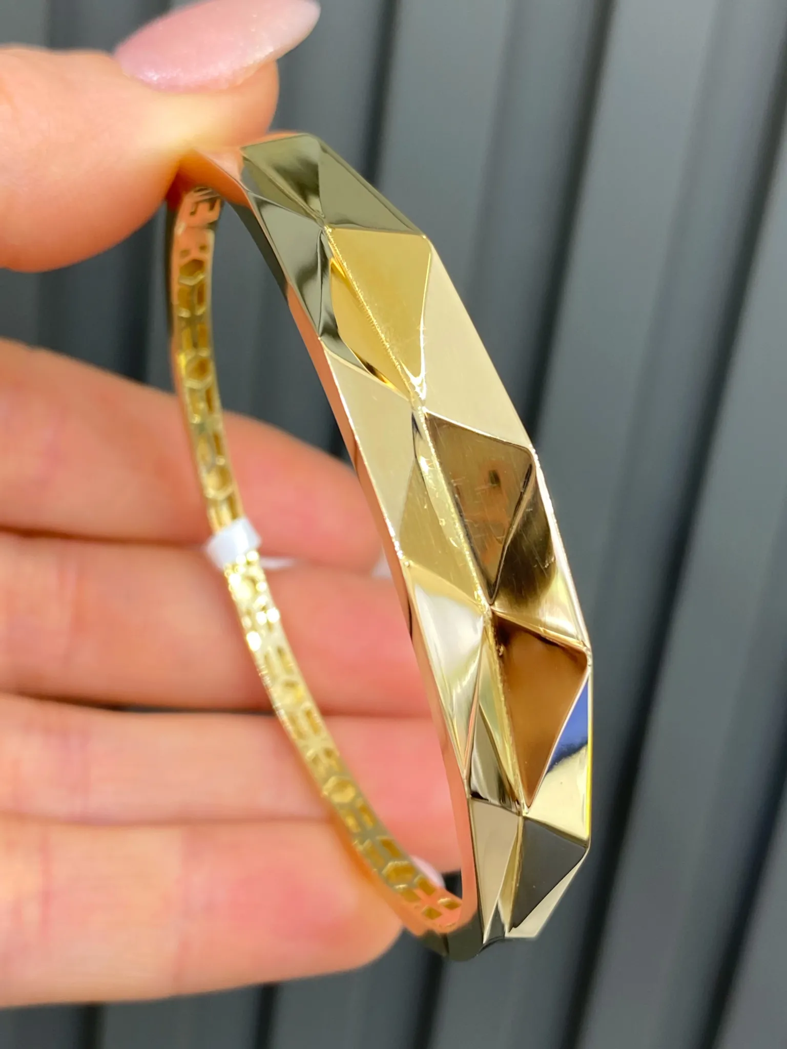 Favori Marka İtalyan Model Kelepçe