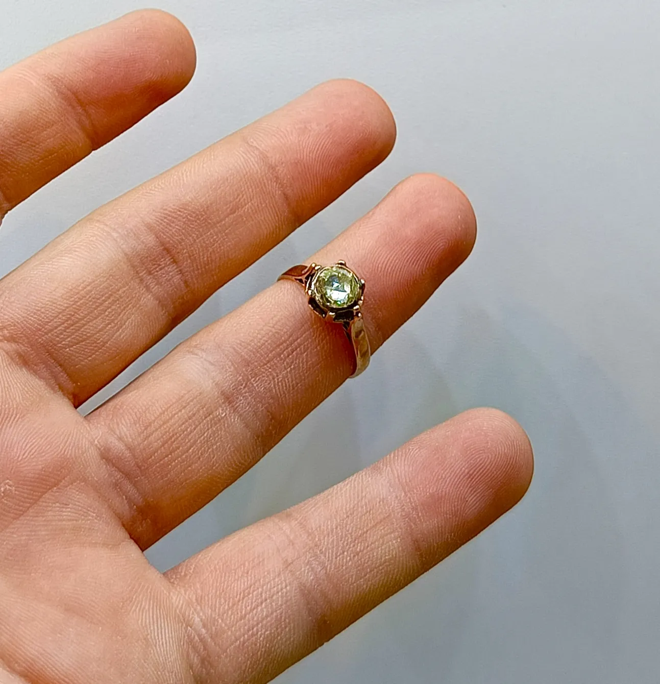 Büyük Elmas Pinsa Tektaş Model Yüzük