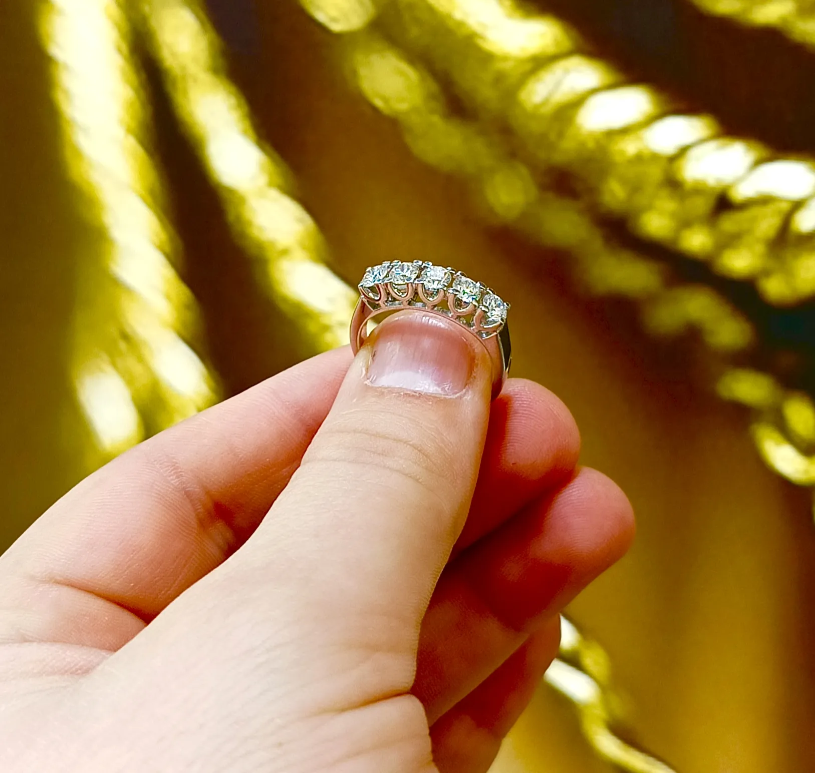 Pırlanta Beştaş Model Yüzük