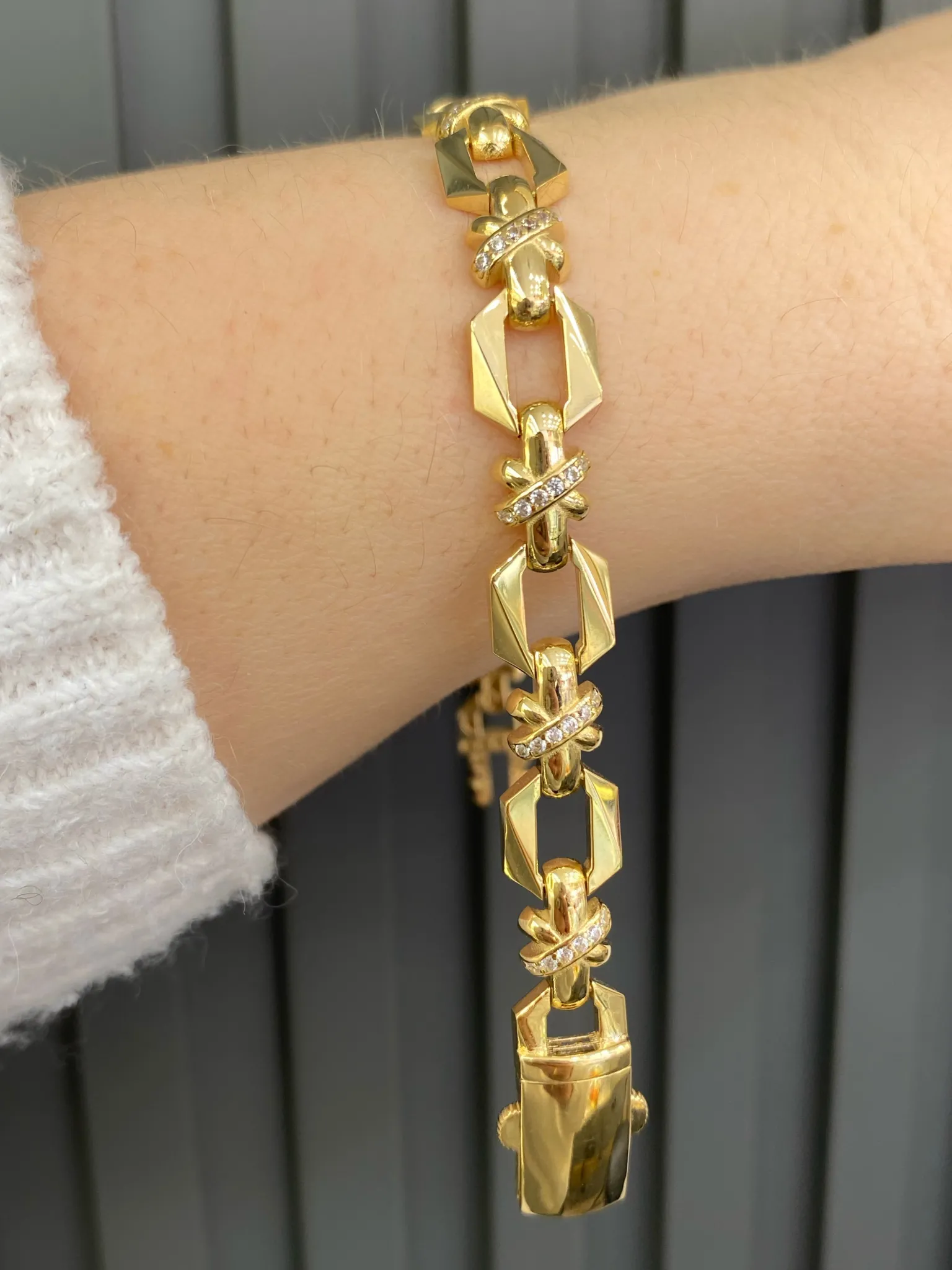 Favori Marka Desenli İtalyan Bileklik 