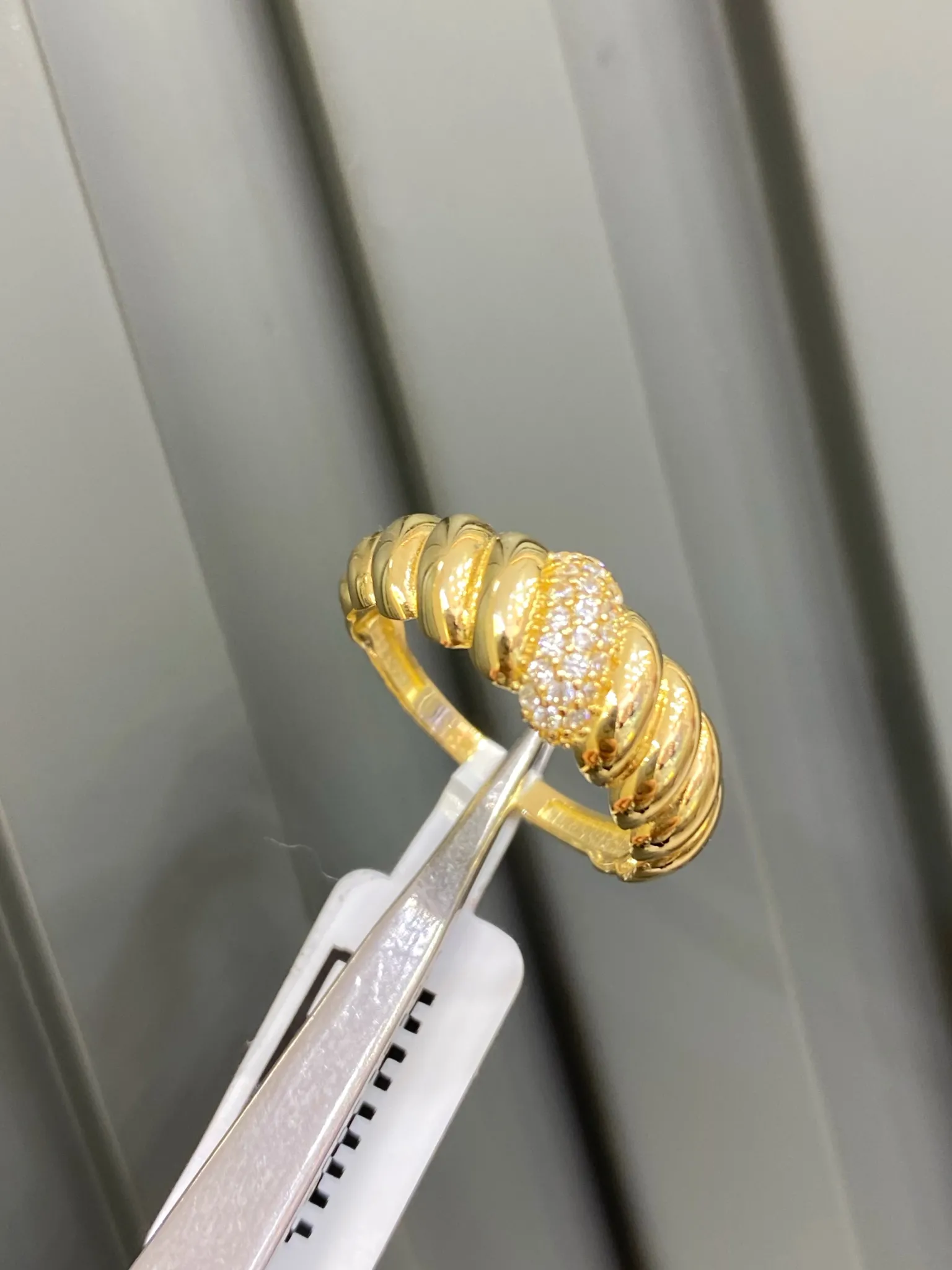 Favori Marka İtalyan Model Yüzük