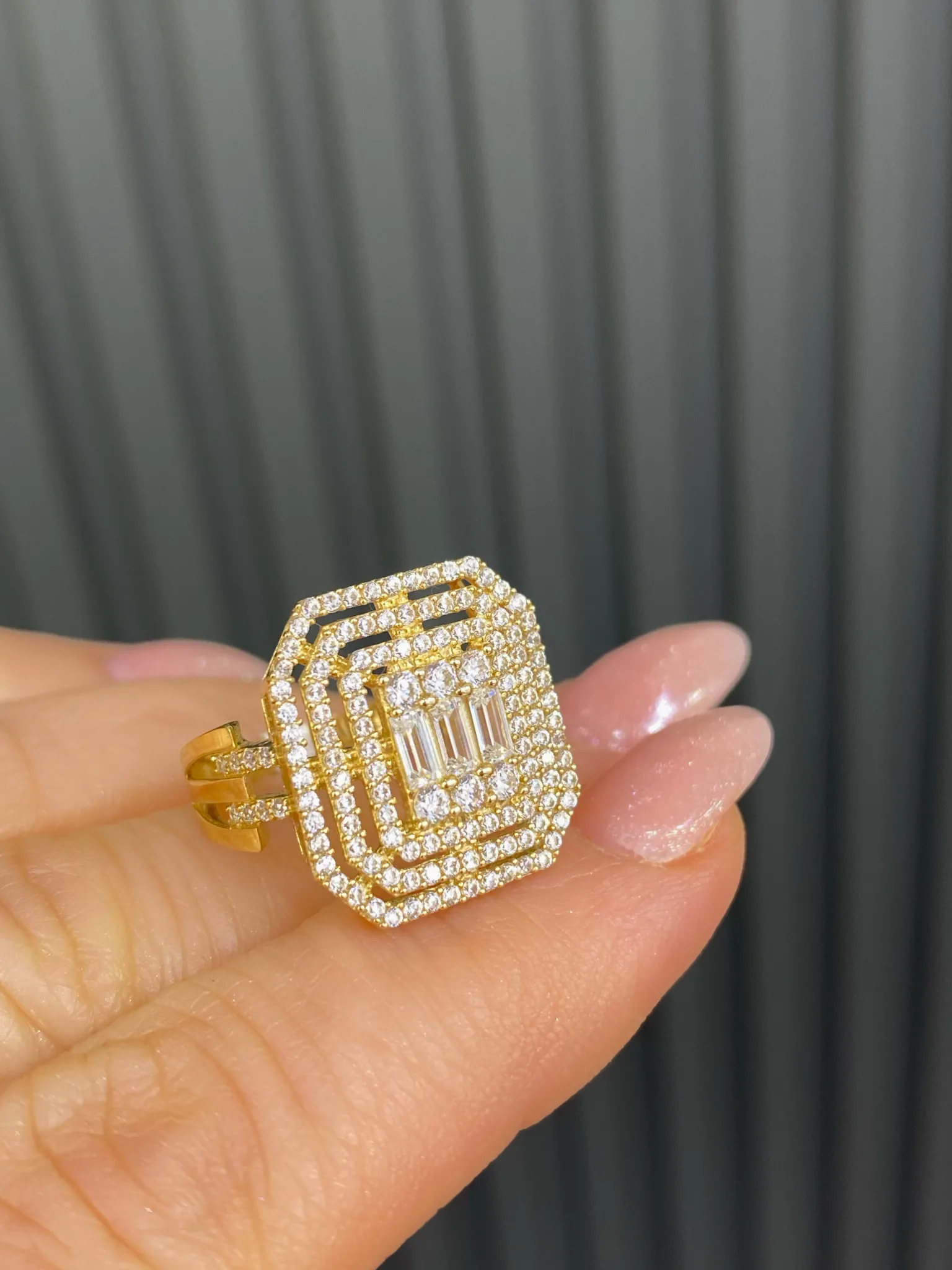 Favori Marka Baget Model Yüzük