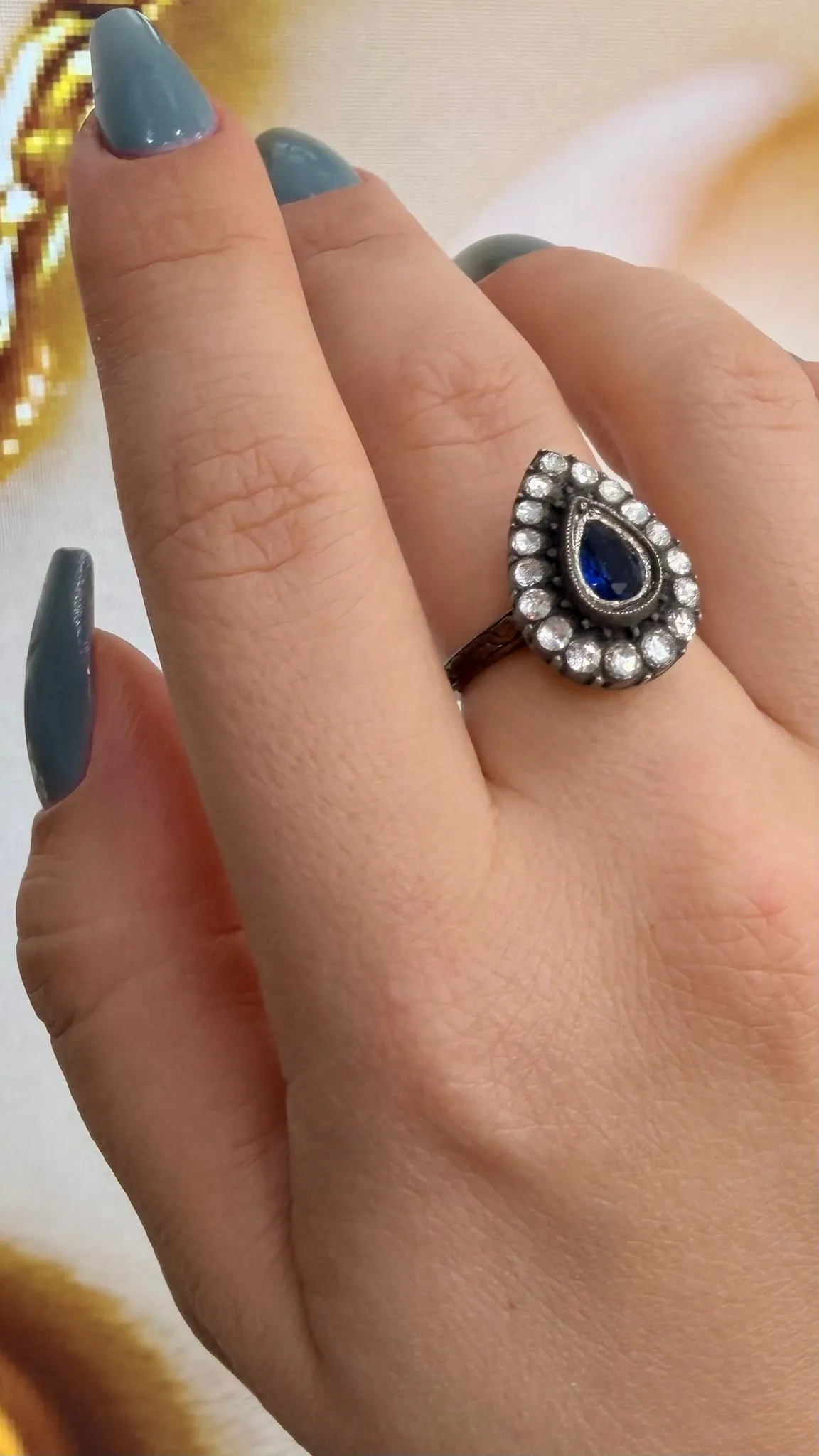 Vintage Tasarım Elmas ve Damla Safir Taşlı Yüzük