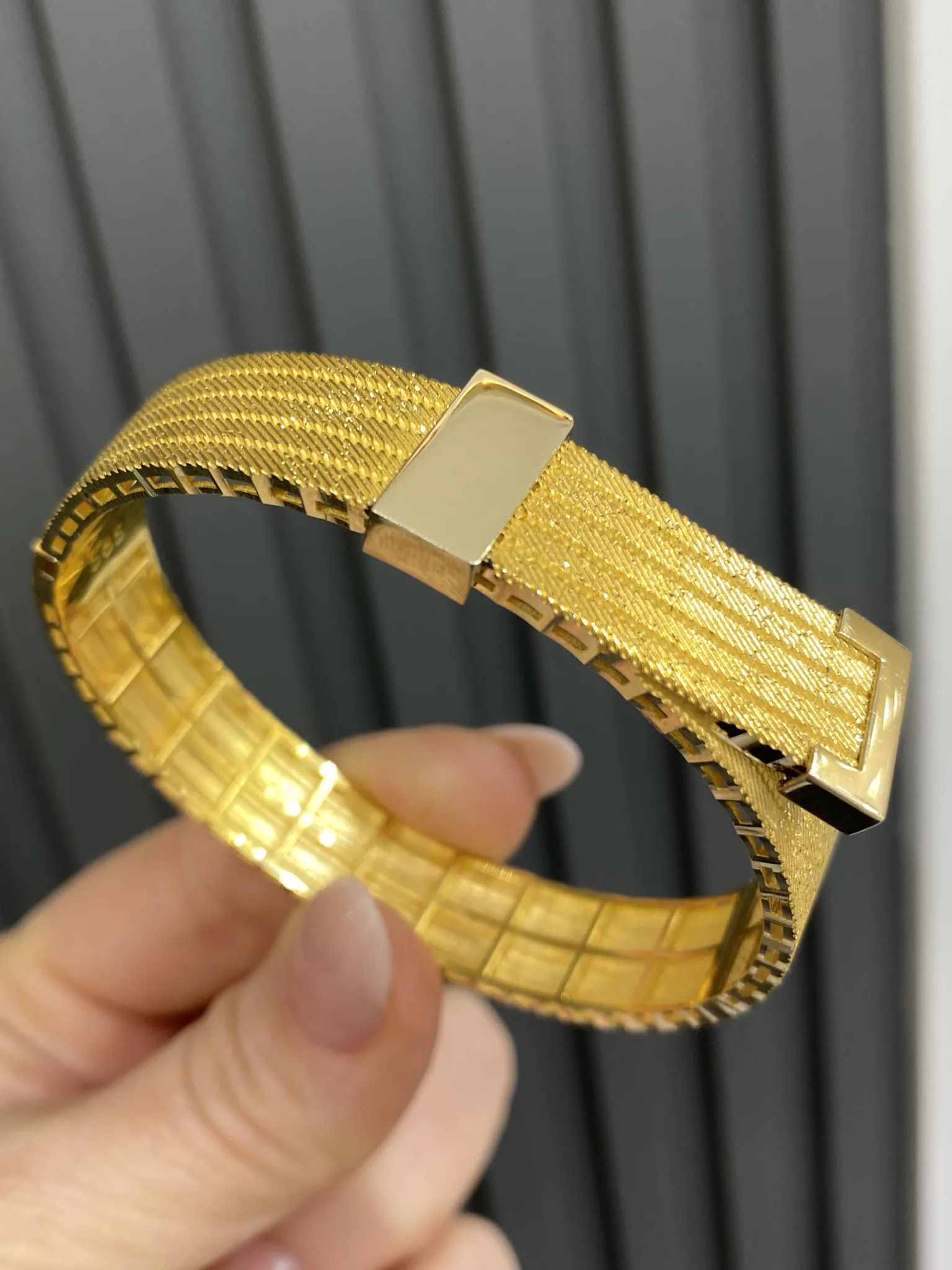 Favori Marka Kemer Model Kelepçe