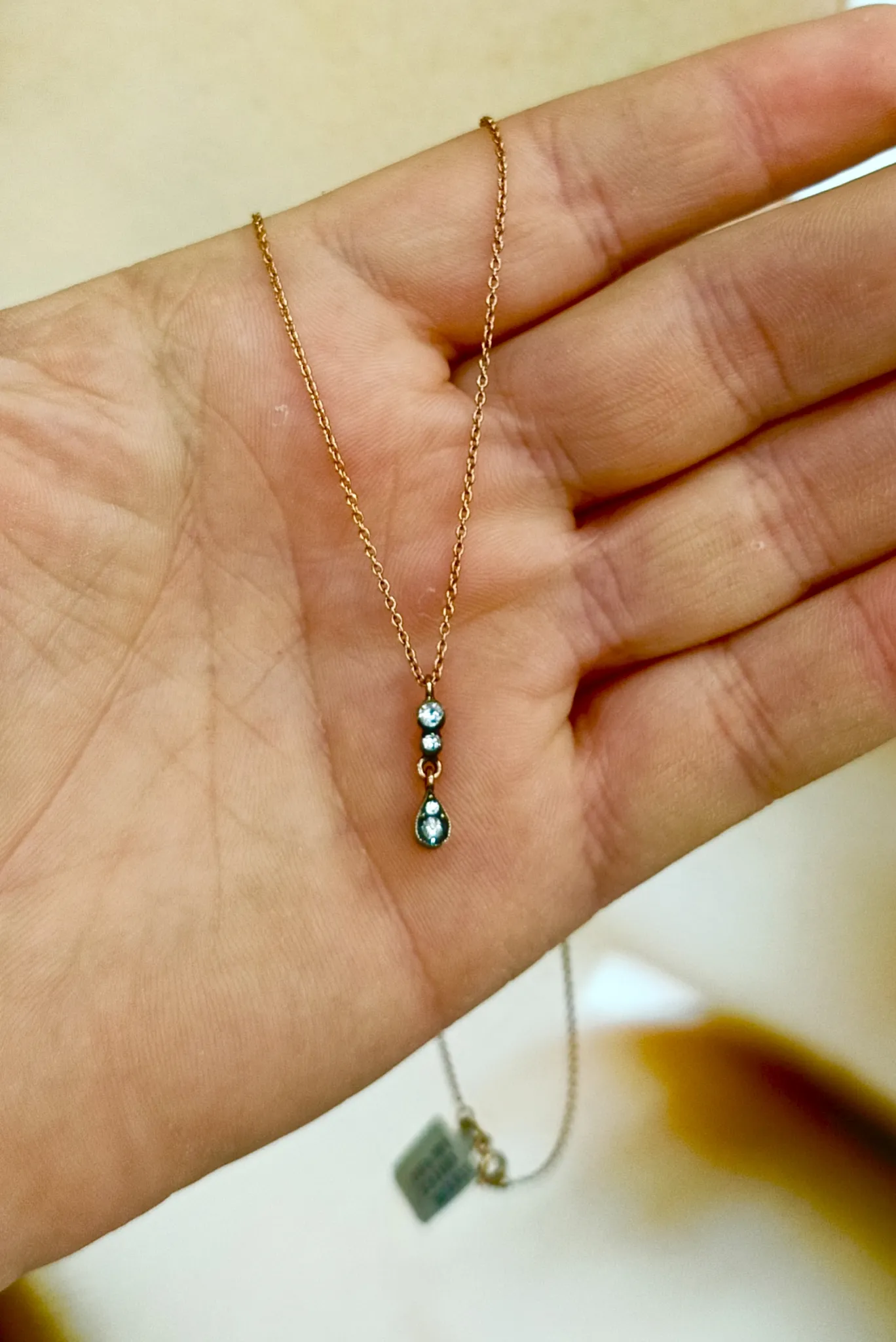 Vintage Tasarım Elmas Taşlı Minimal Kolye