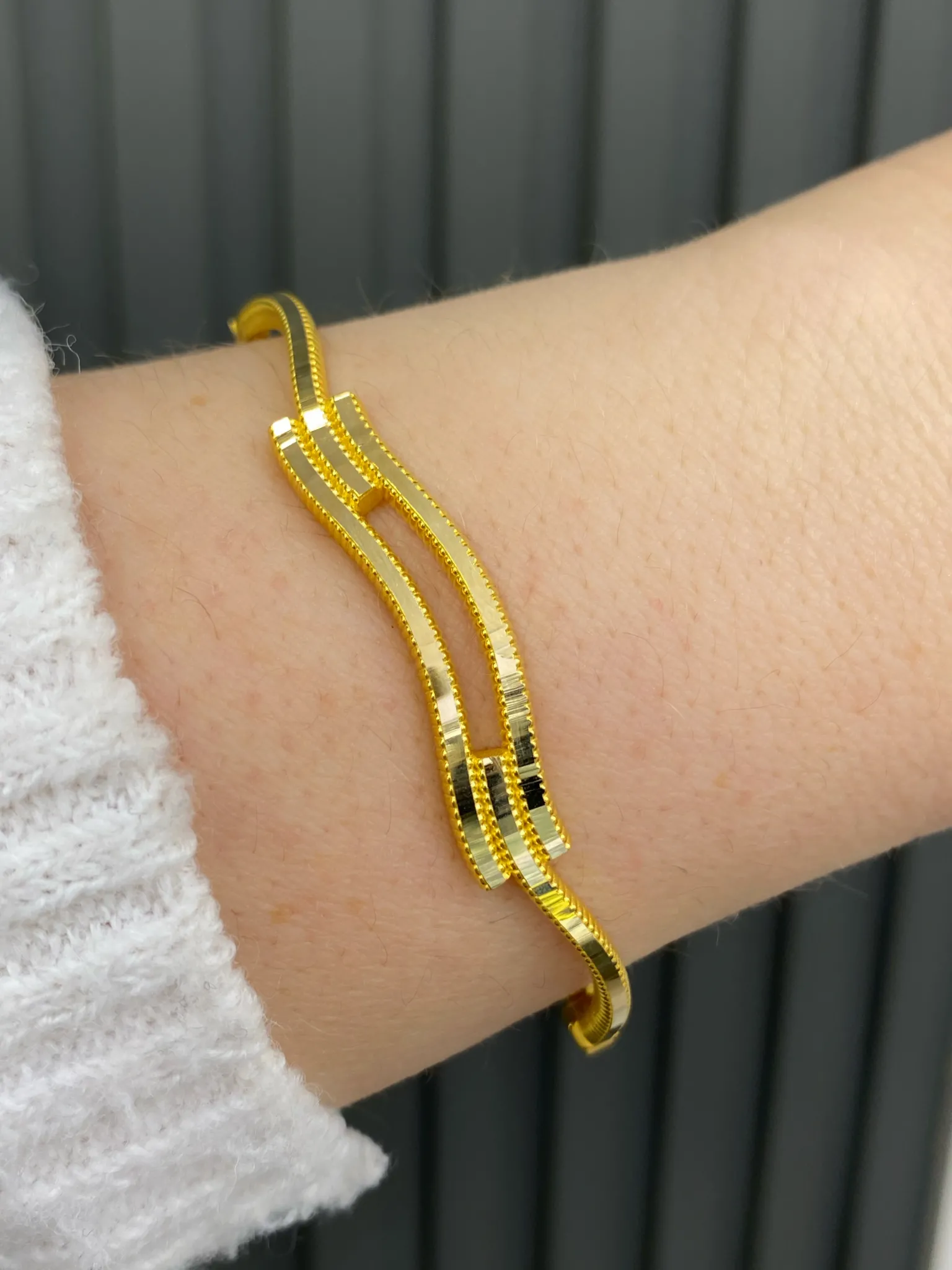 Favori Marka Zigzag Model Kaburga Kelepçe 