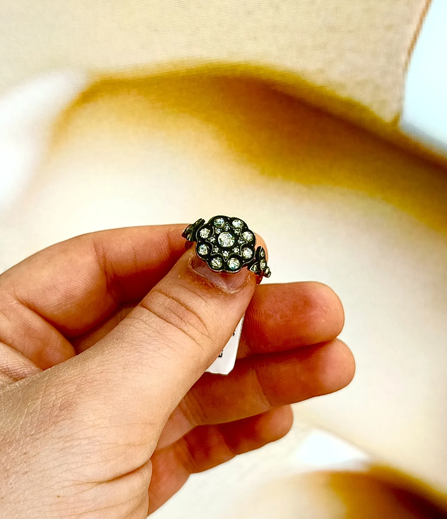 Antika Elmas Taşlı Gül Yüzük 