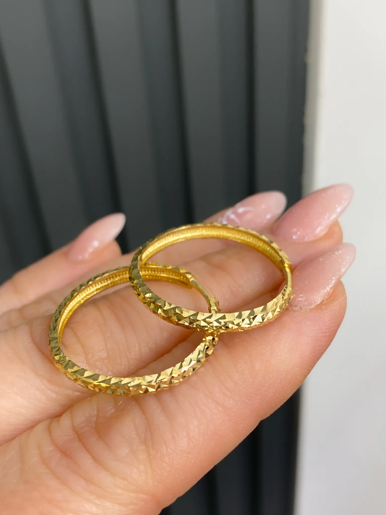 Favori Marka Kalemli Model Küpe