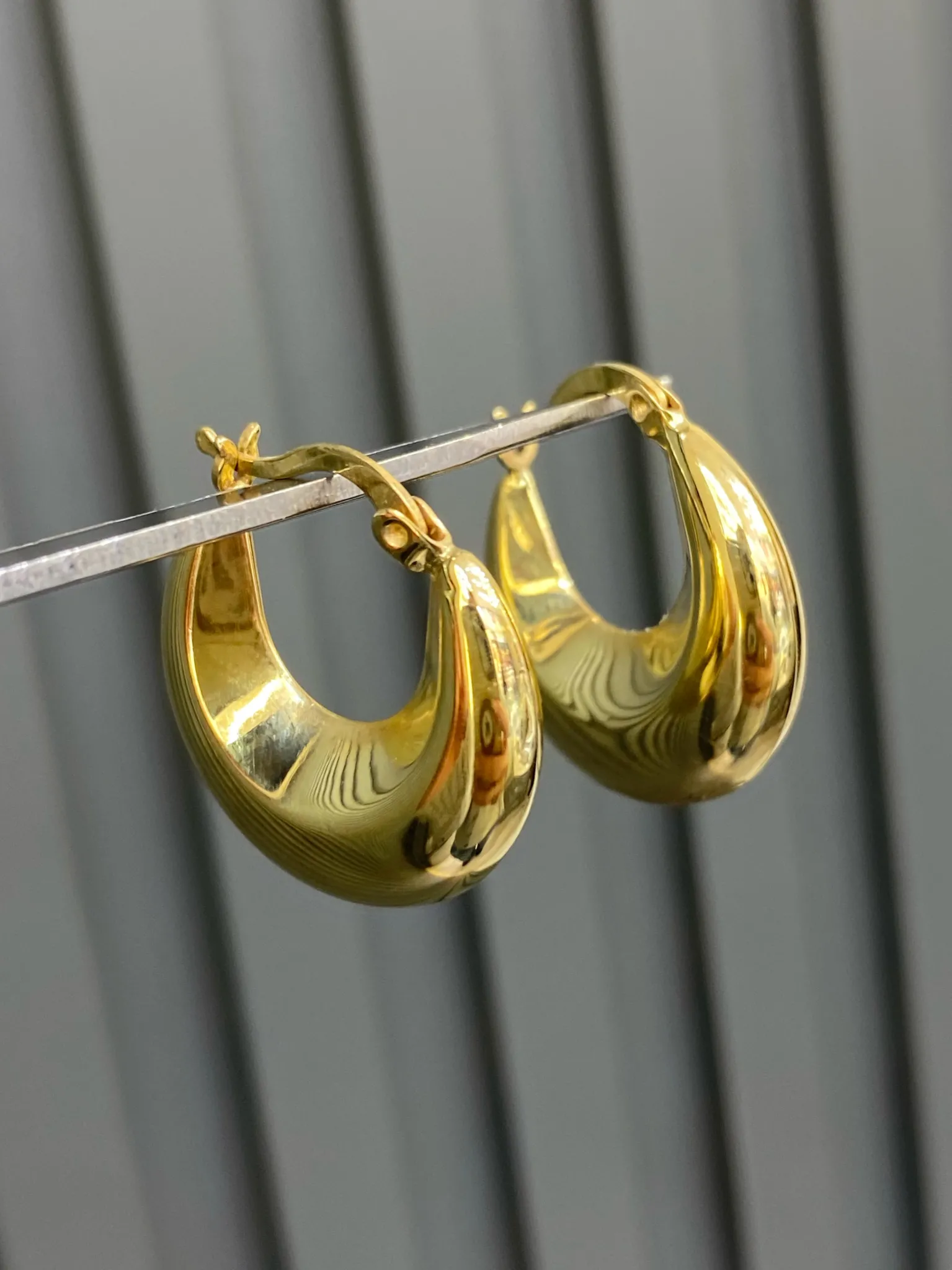 Favori Marka İtalyan Model Küpe 