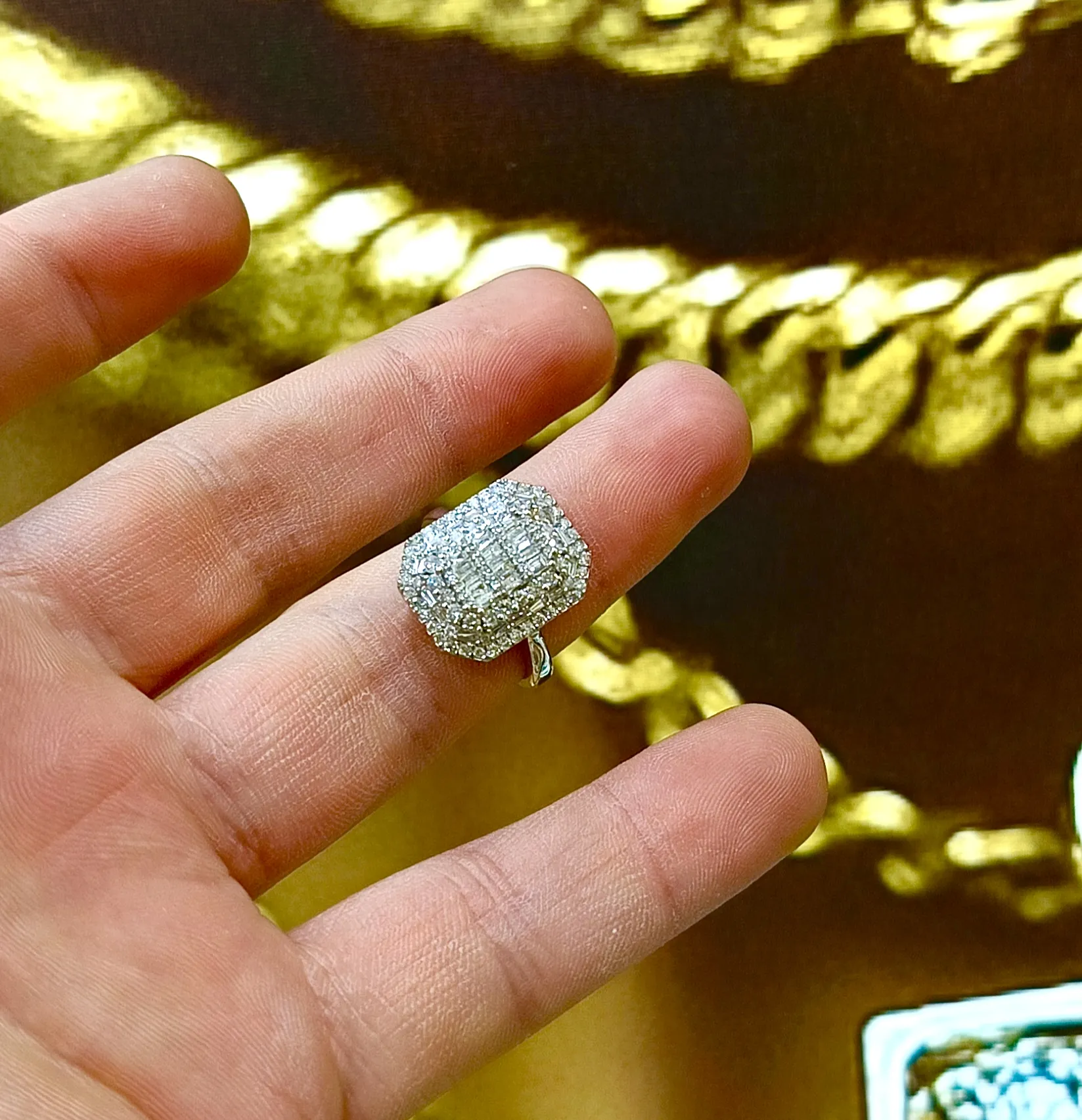 Pırlanta Taşlı Büyük Baget Yüzük